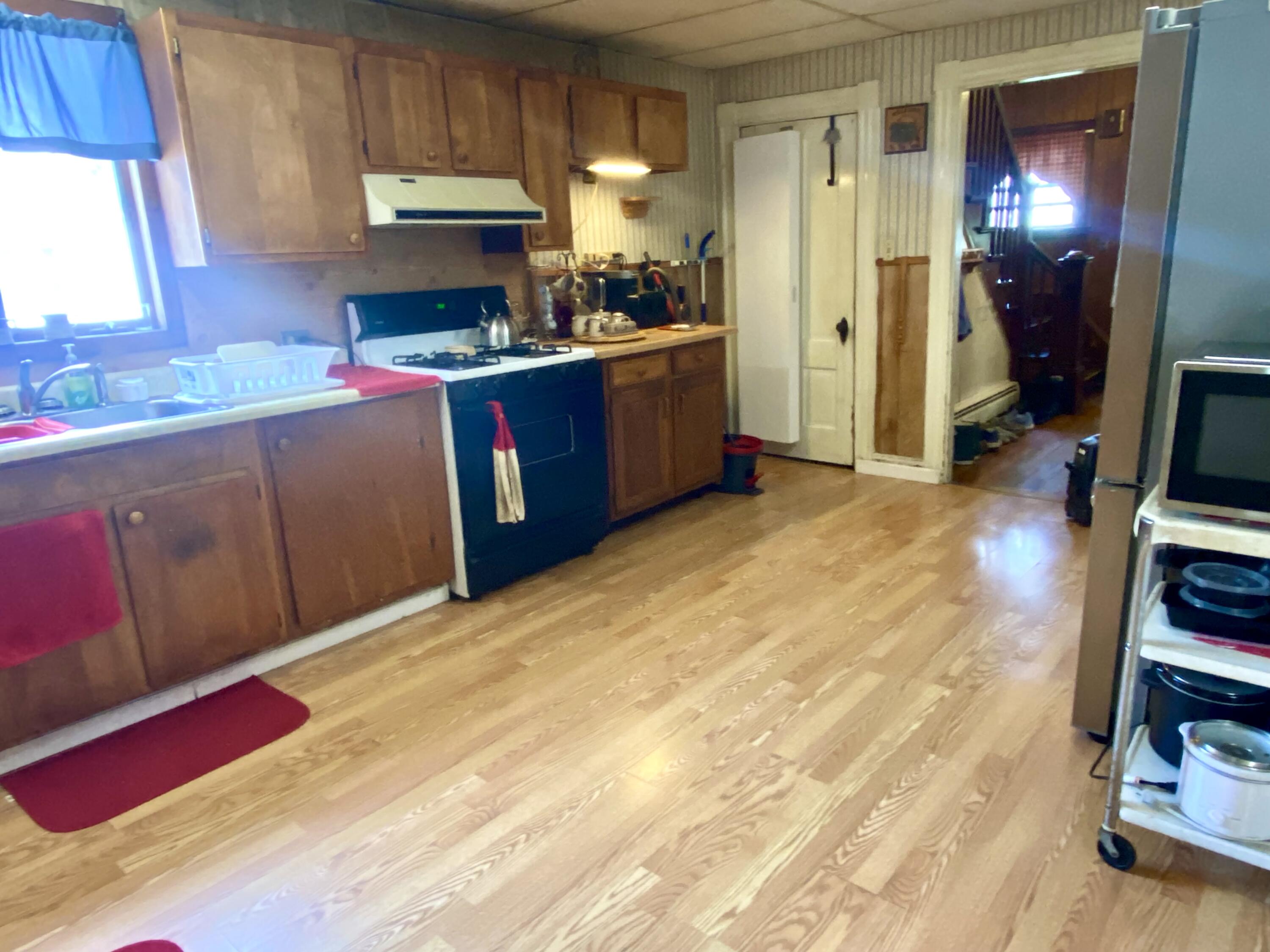 5 West Street Property Photo 11