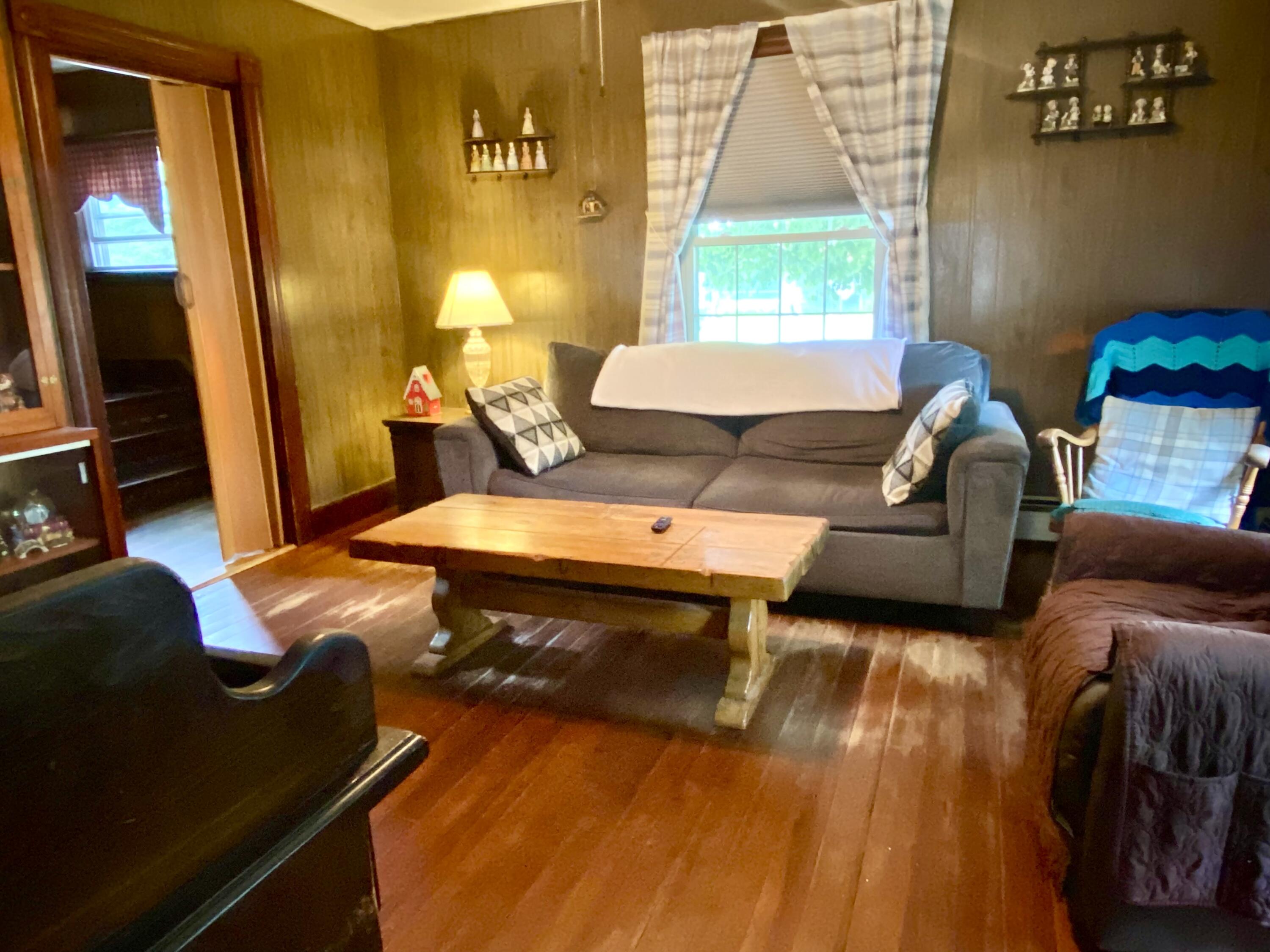 5 West Street Property Photo 17