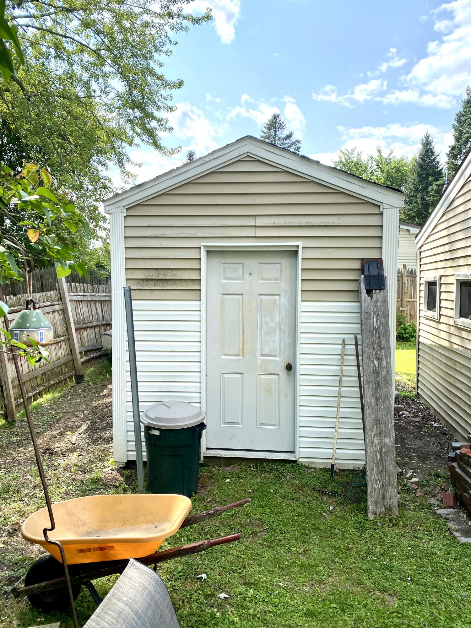 5 West Street Property Photo 33