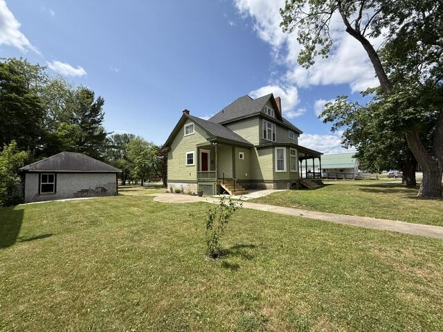51 Broadway Street Property Photo 7