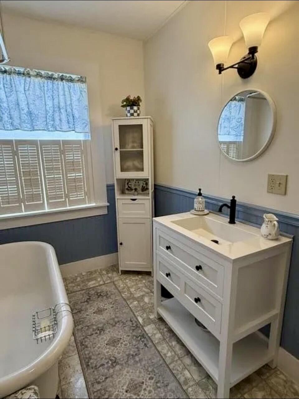 51 Broadway Street Property Photo 49
