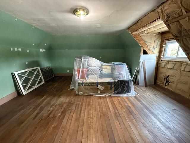 51 Broadway Street Property Photo 62