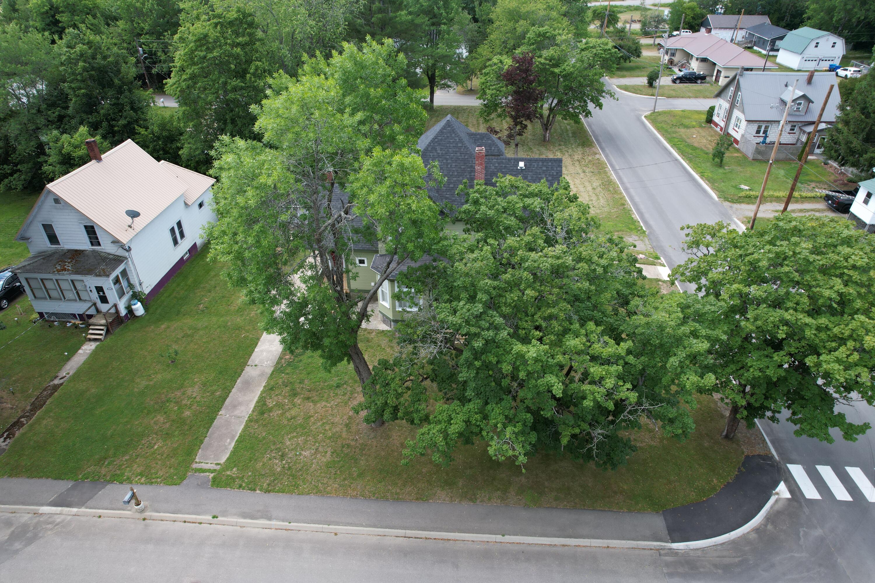 51 Broadway Street Property Photo 69