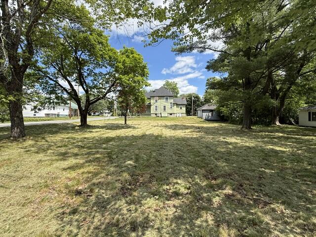51 Broadway Street Property Photo 73
