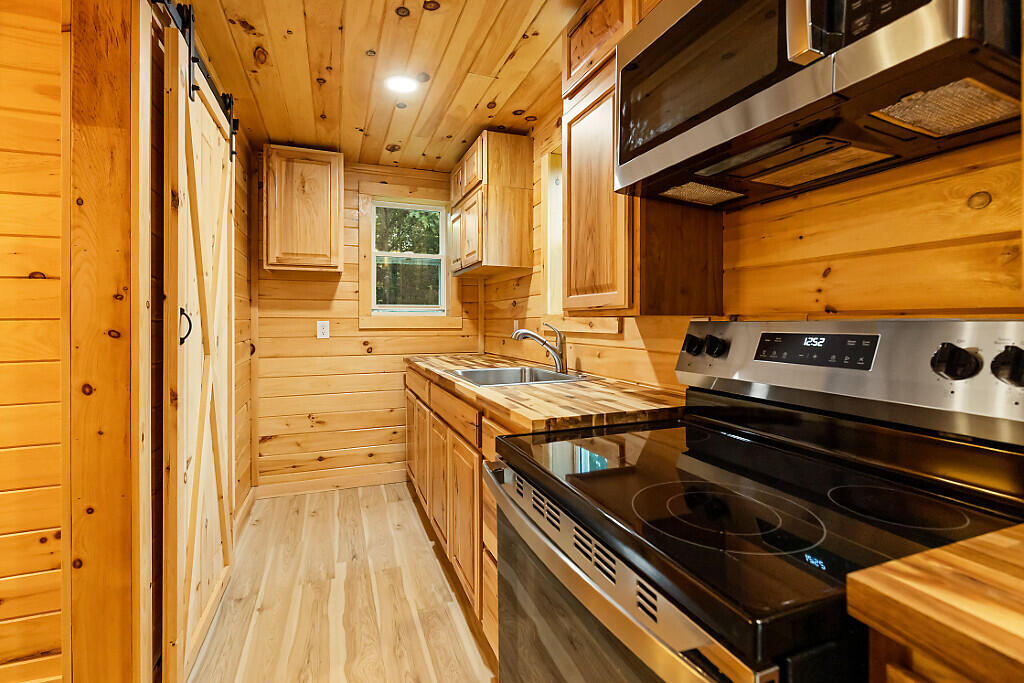 212 Ross Hill Road Property Photo 13