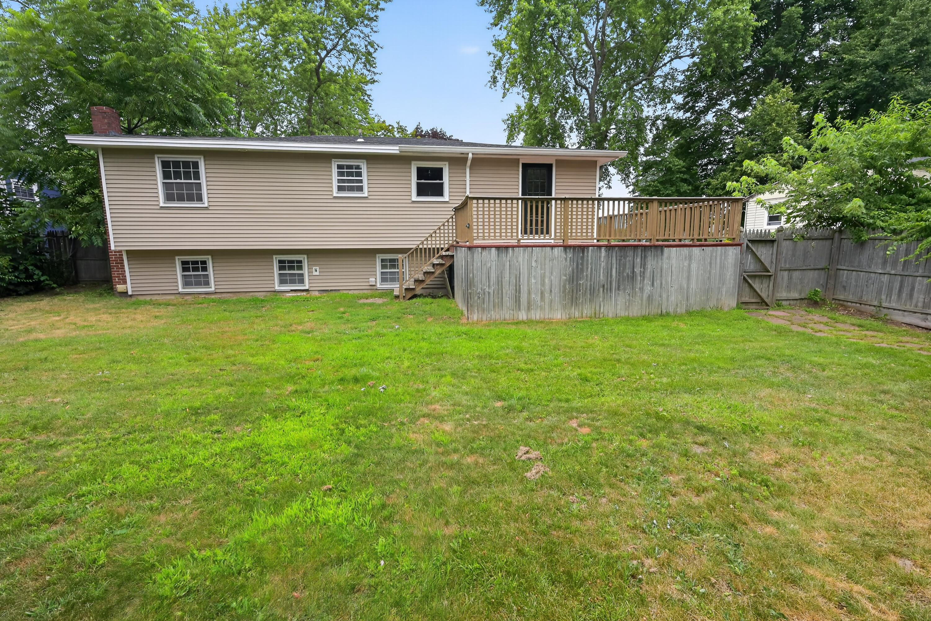15 Cleveland Circle Property Photo 29