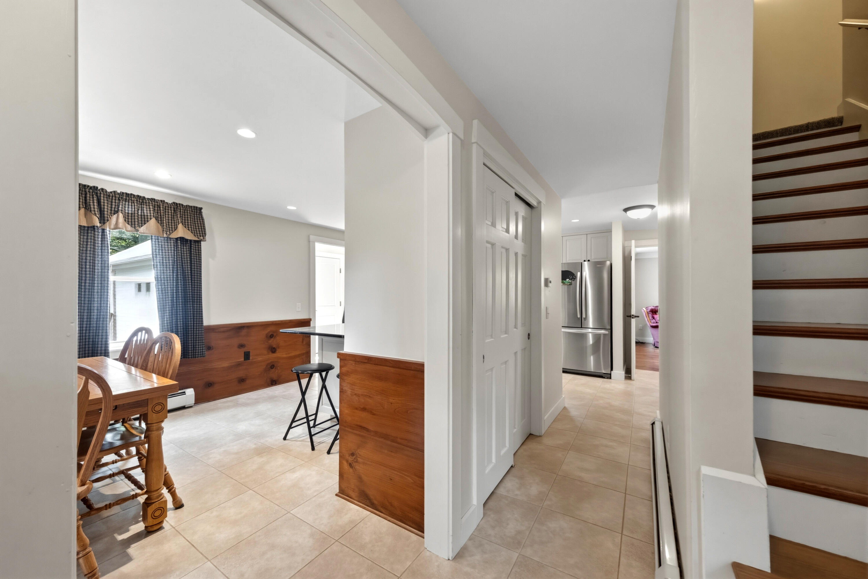 122 Main Street Property Photo 6