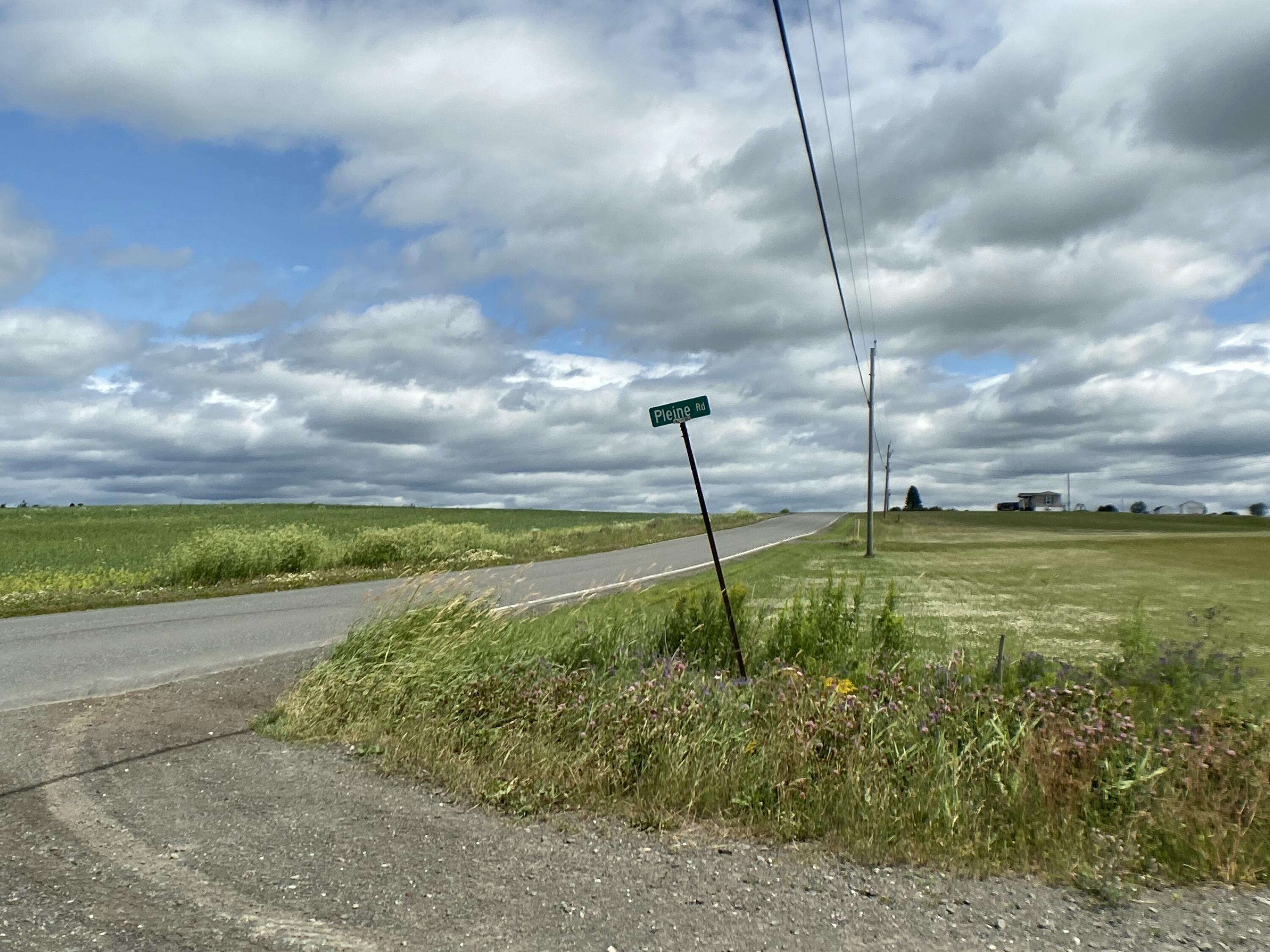 M7l4 Pleine Road Property Photo 6