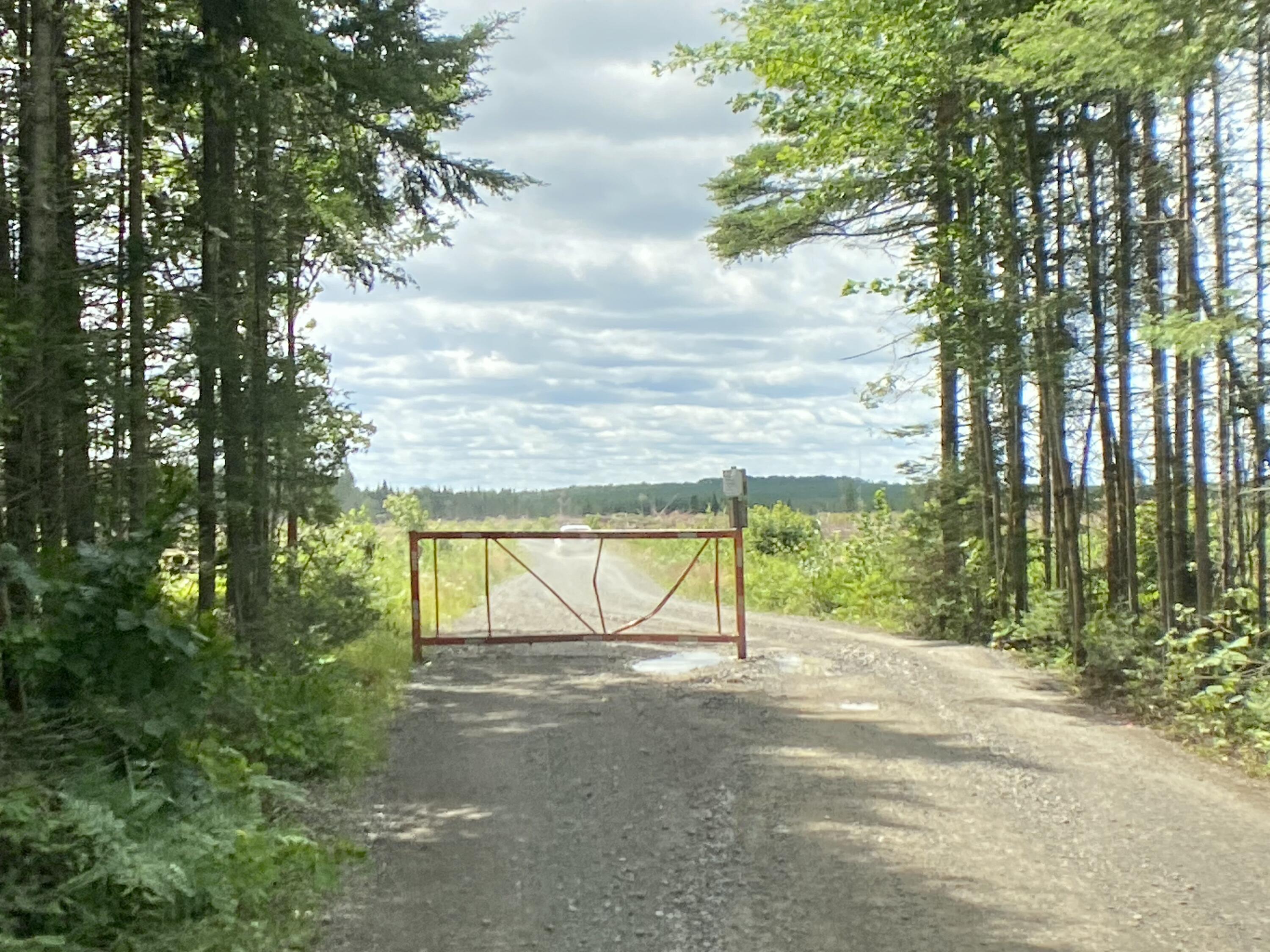 M7l4 Pleine Road Property Photo 14