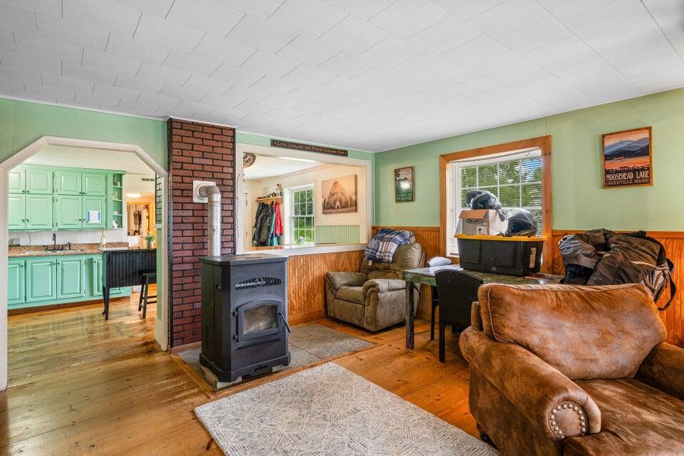 7 Wells Street Property Photo 11