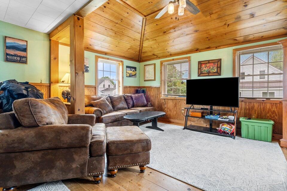 7 Wells Street Property Photo 14