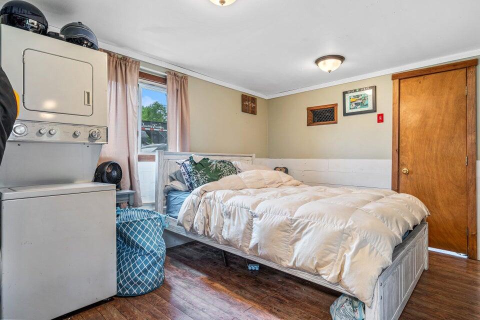 7 Wells Street Property Photo 18