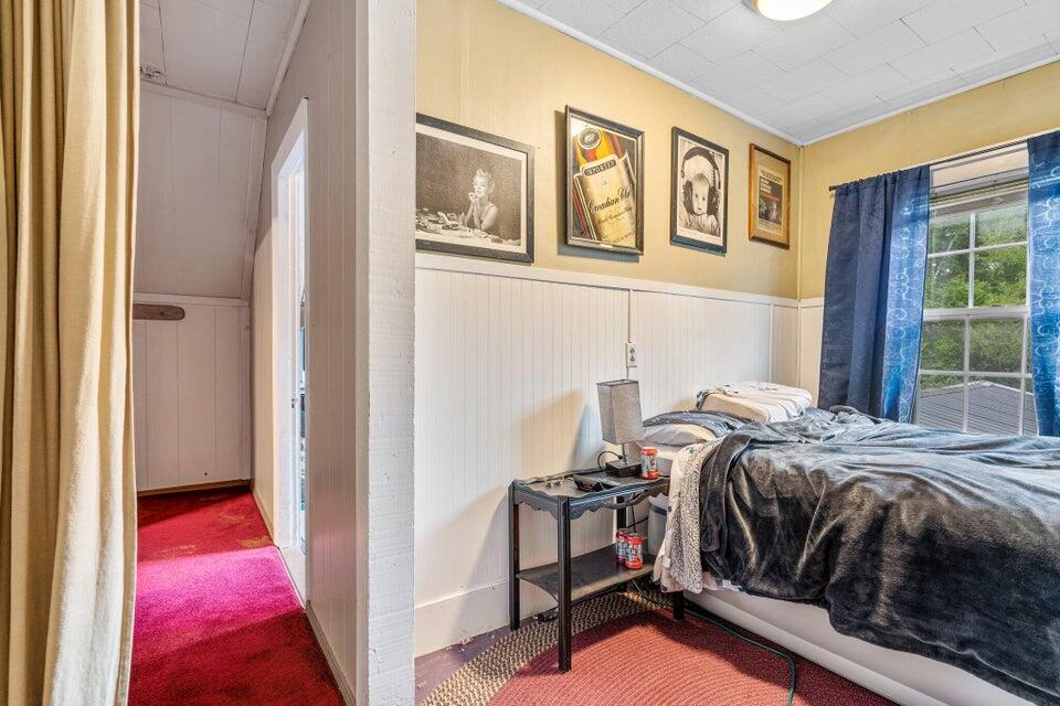 7 Wells Street Property Photo 23