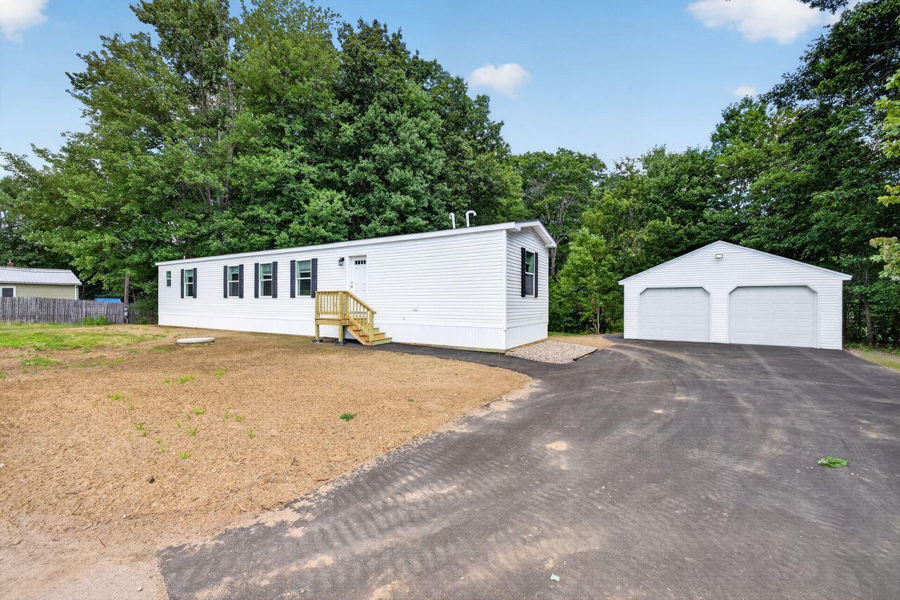 7 Gendreau Lane Property Photo 1
