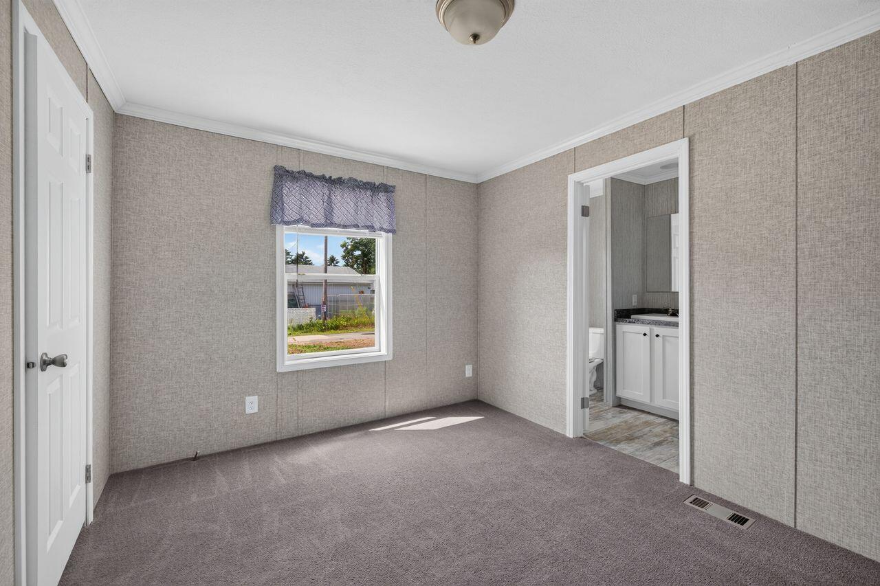7 Gendreau Lane Property Photo 15