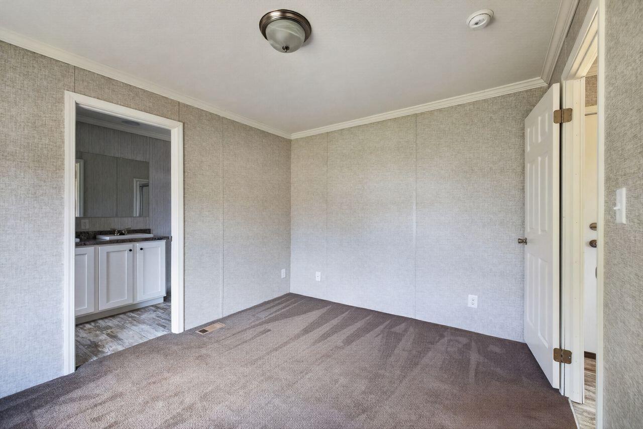 7 Gendreau Lane Property Photo 17