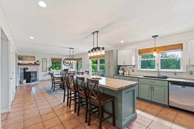 498 General Turner Hill Road Property Photo 8