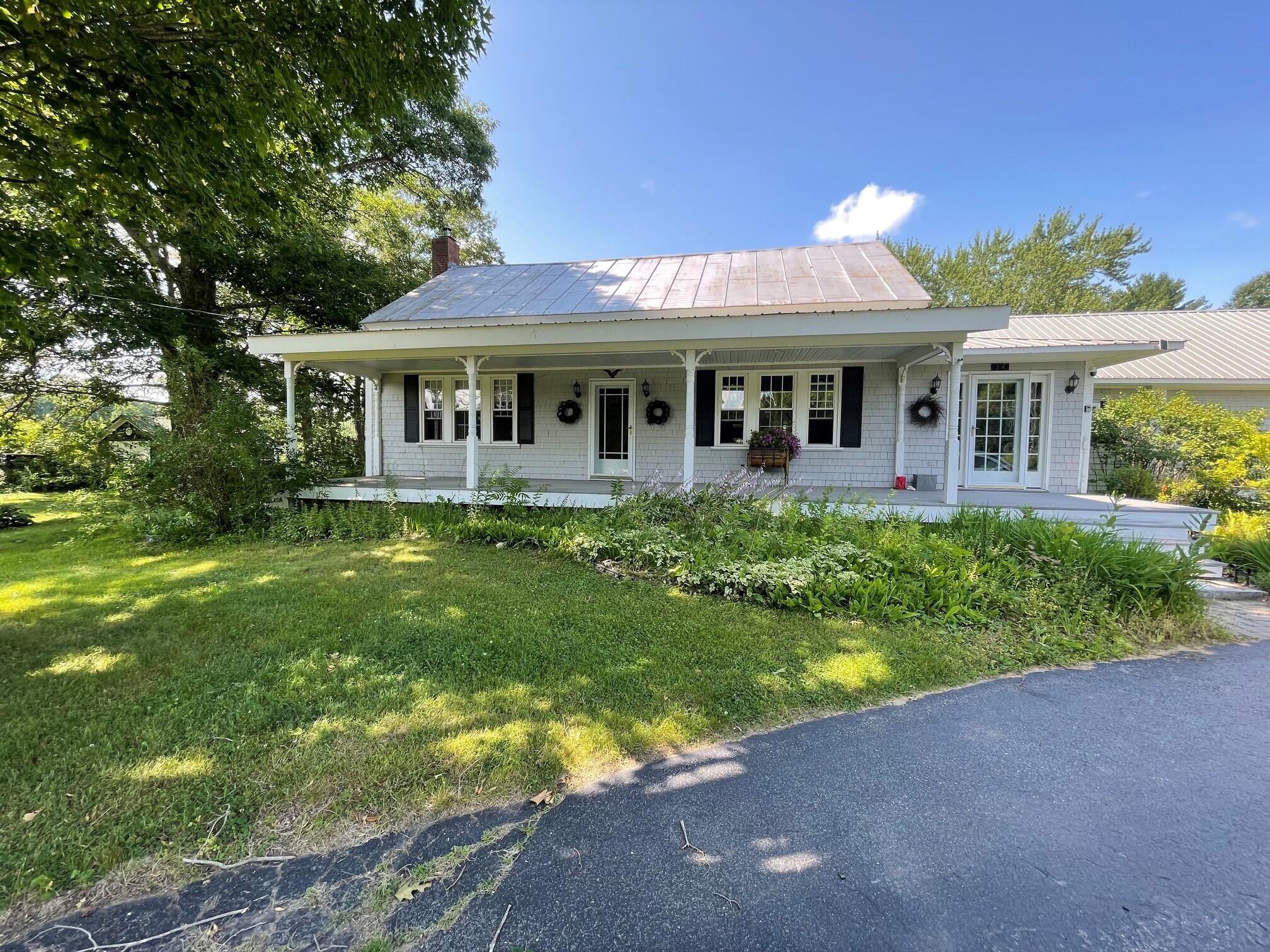 54 Corinna Road Property Photo 3