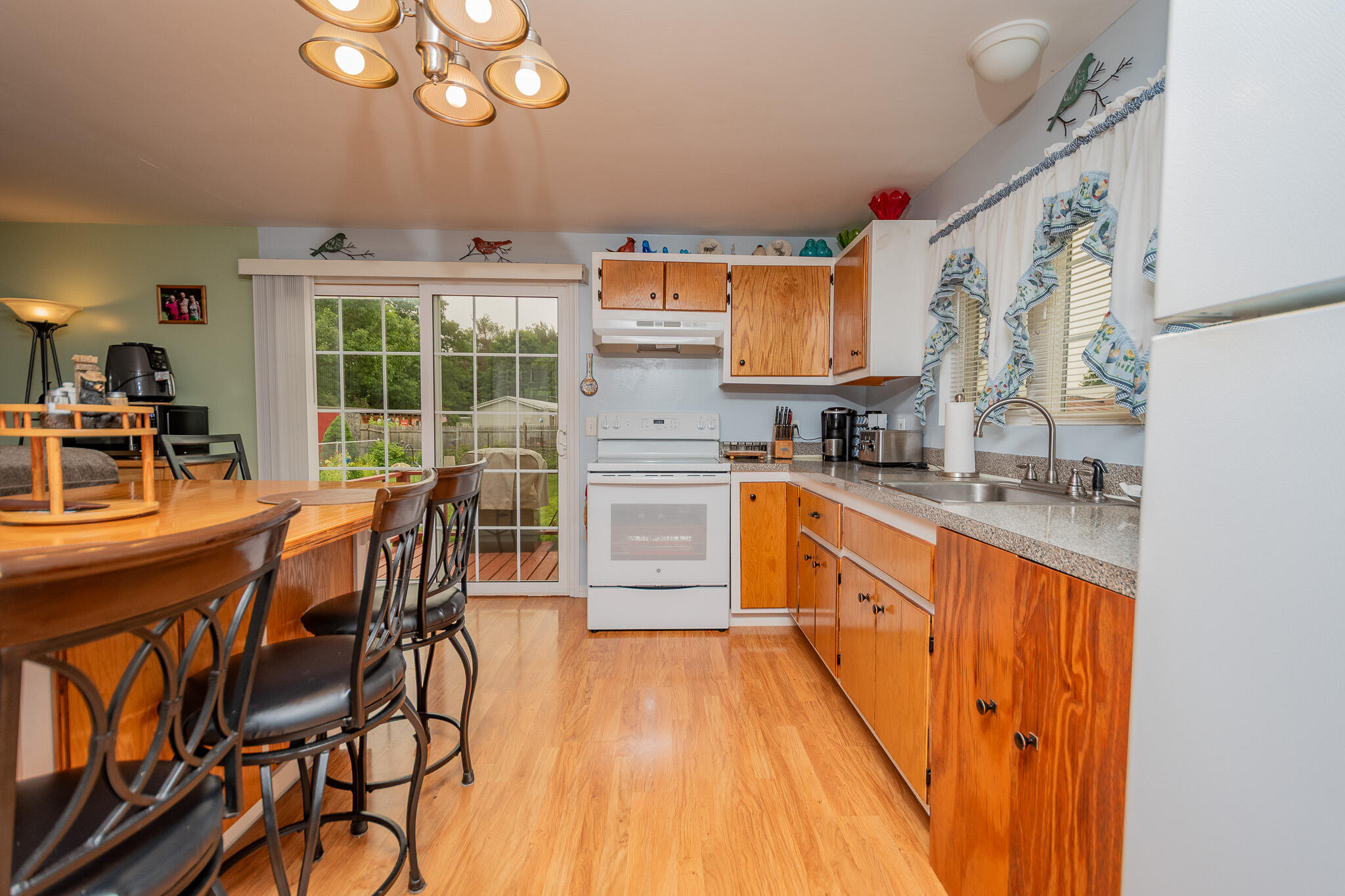 15 James Street Property Photo 6