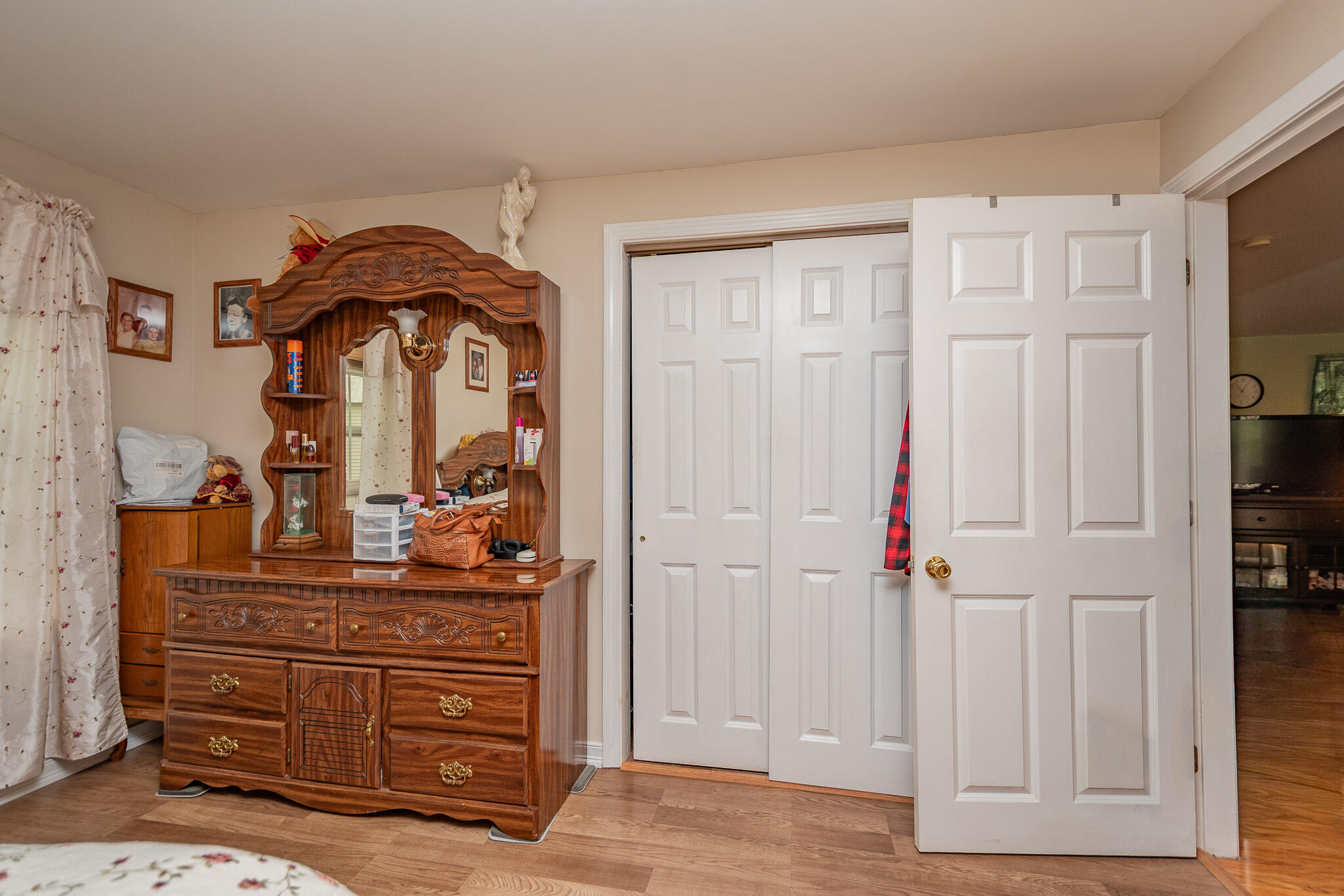 15 James Street Property Photo 22