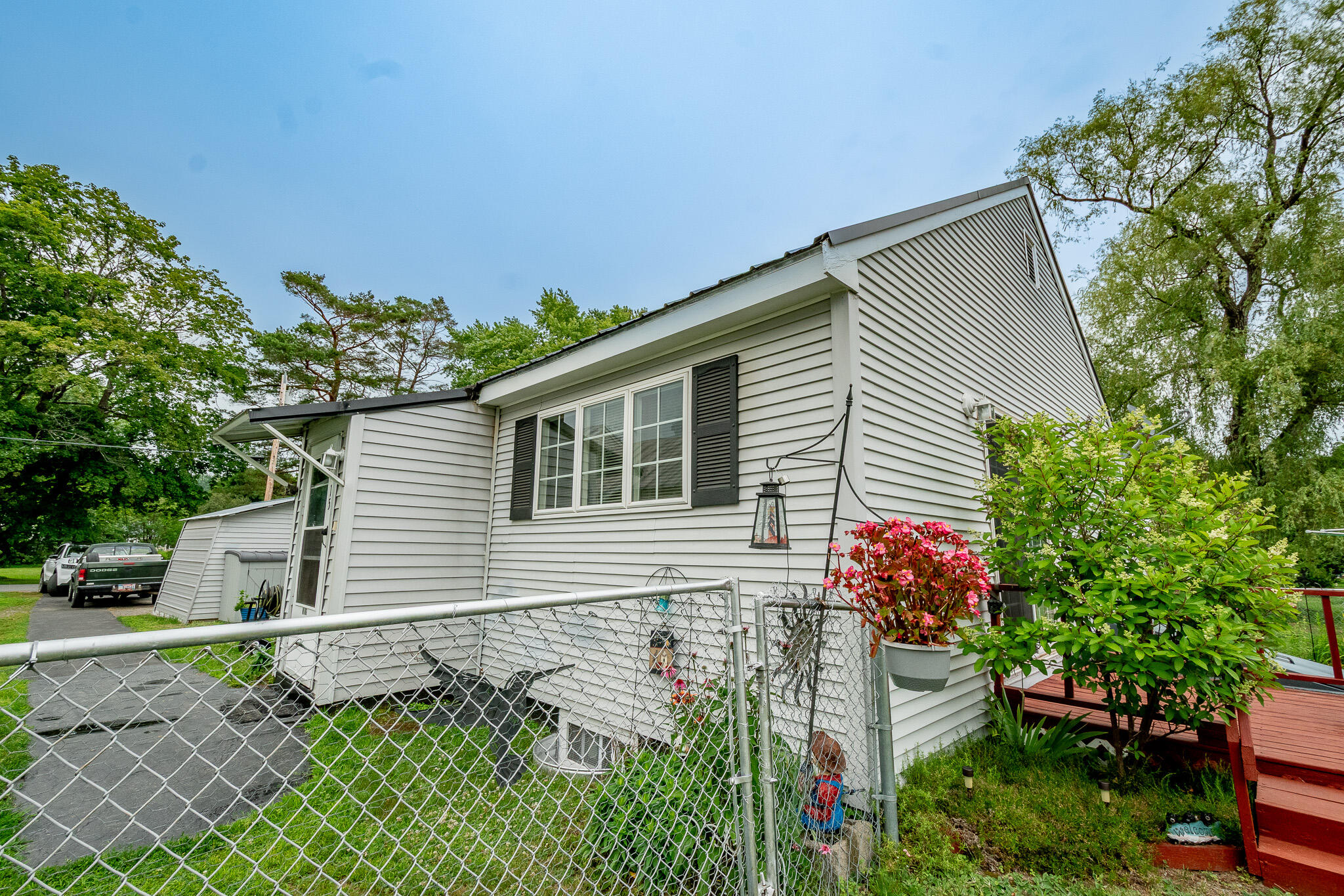 15 James Street Property Photo 36