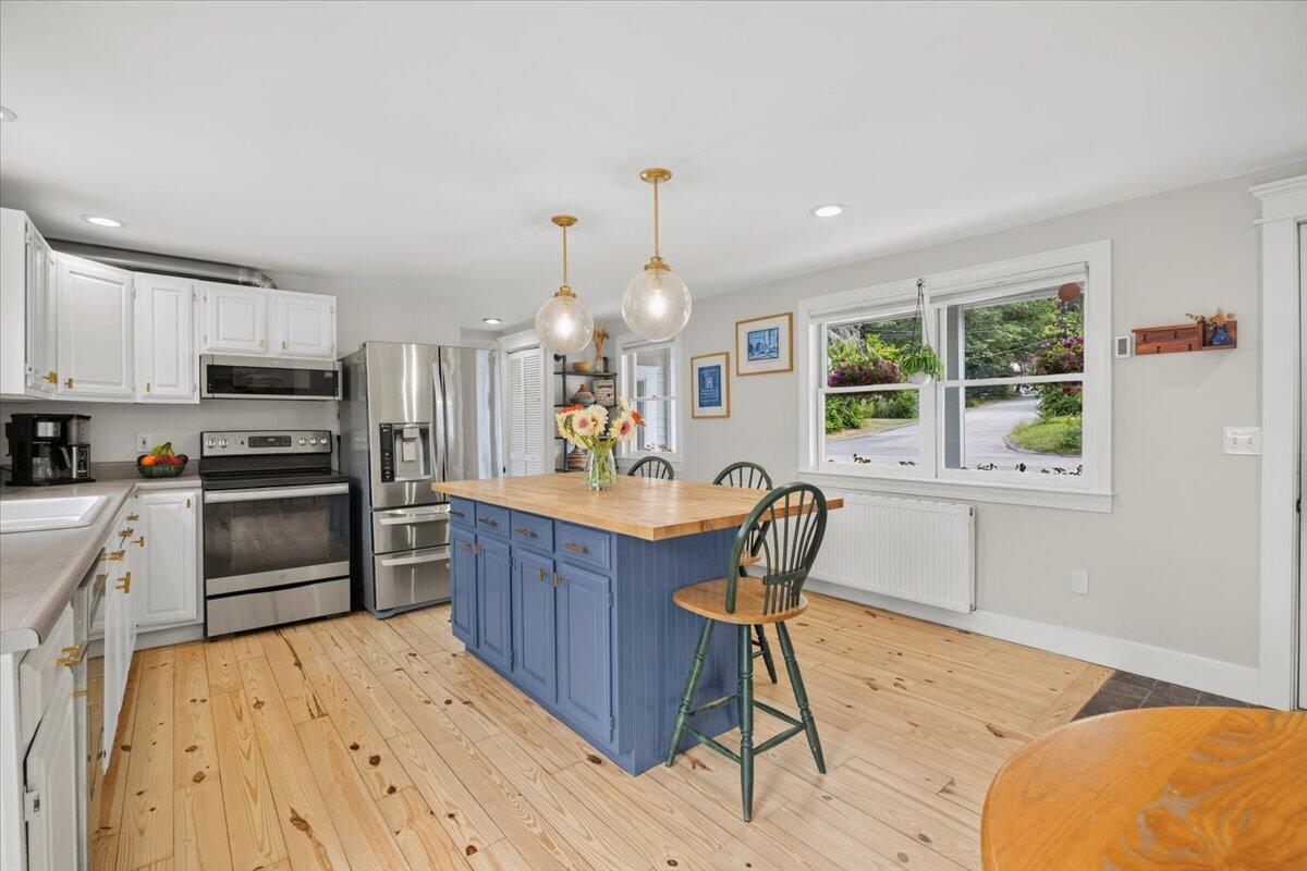 17 Chamberlain Road Property Photo 6