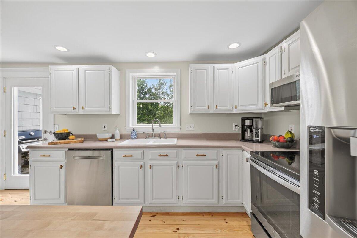 17 Chamberlain Road Property Photo 8