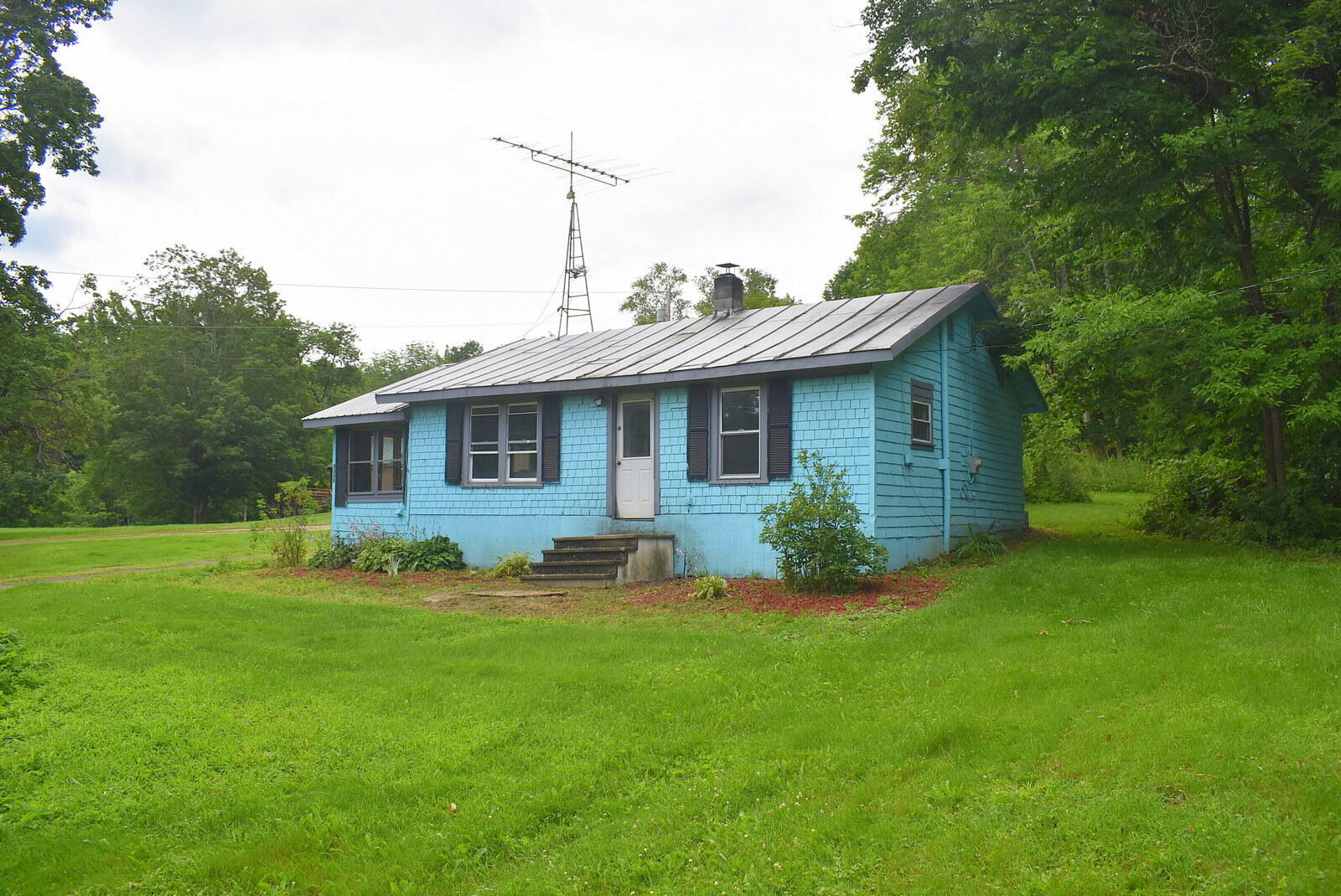 1088 Fairbanks Road Property Photo 1