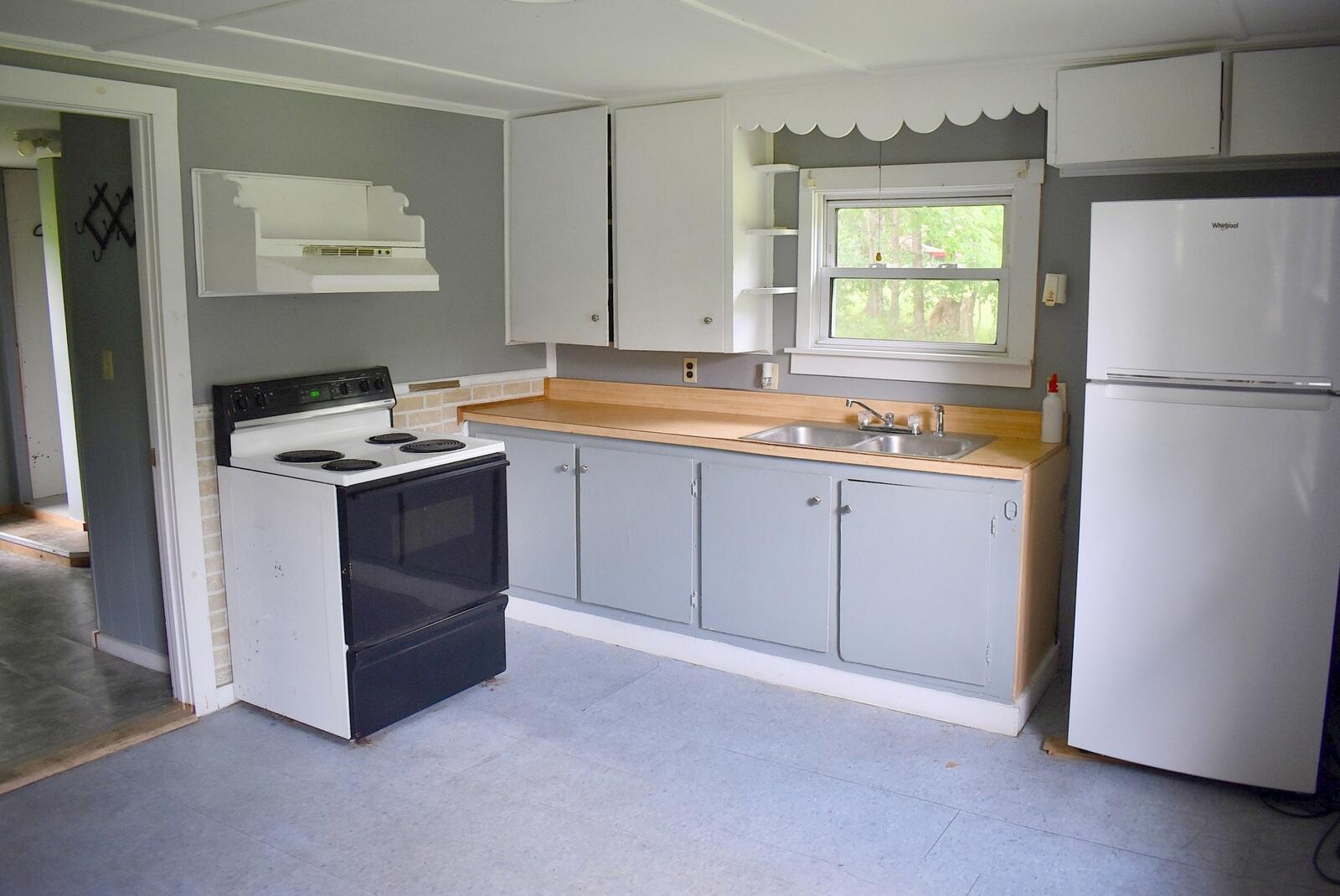 1088 Fairbanks Road Property Photo 4