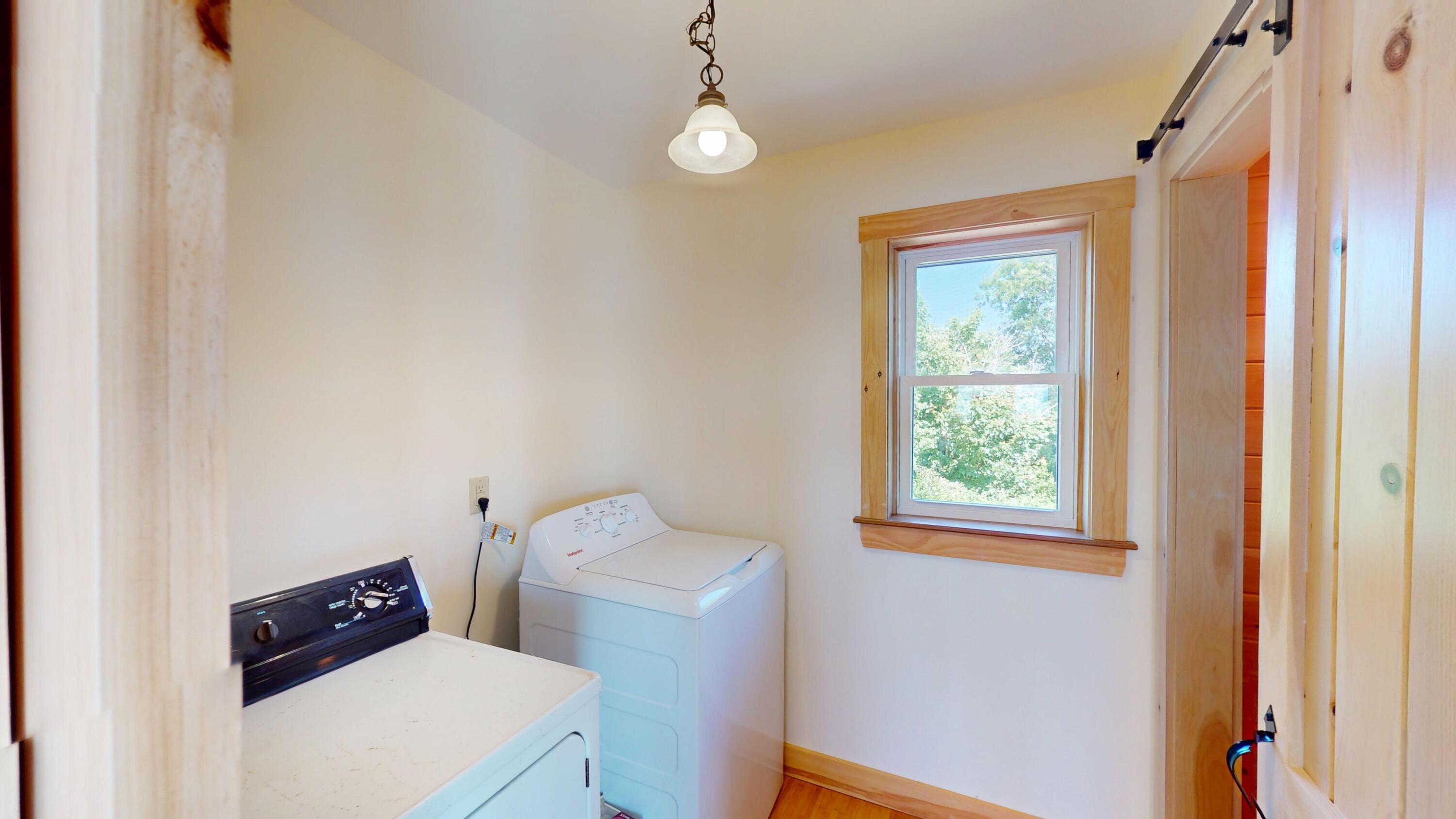 42 Lower Water Street Property Photo 38