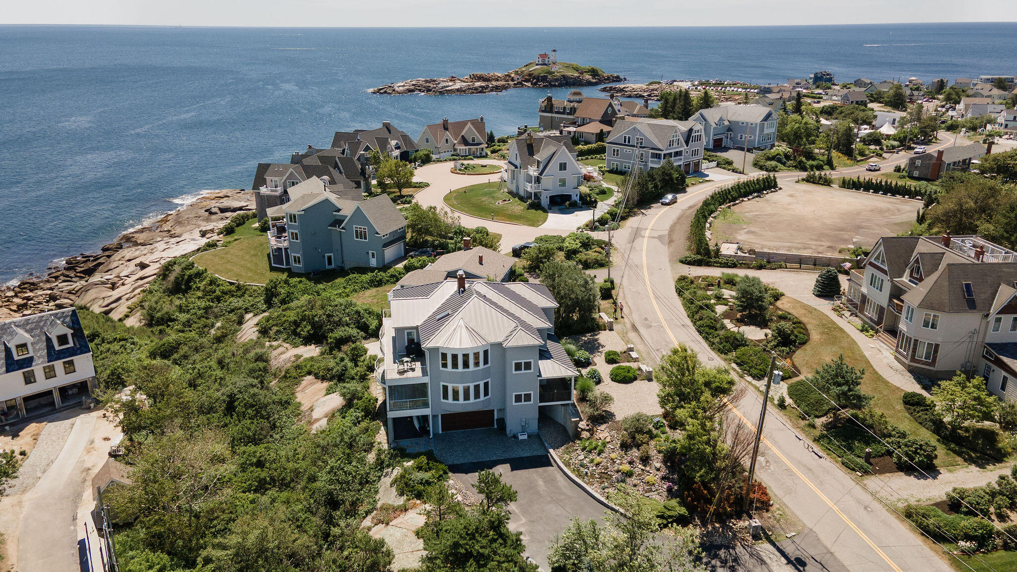 249 Nubble Road Property Photo 2