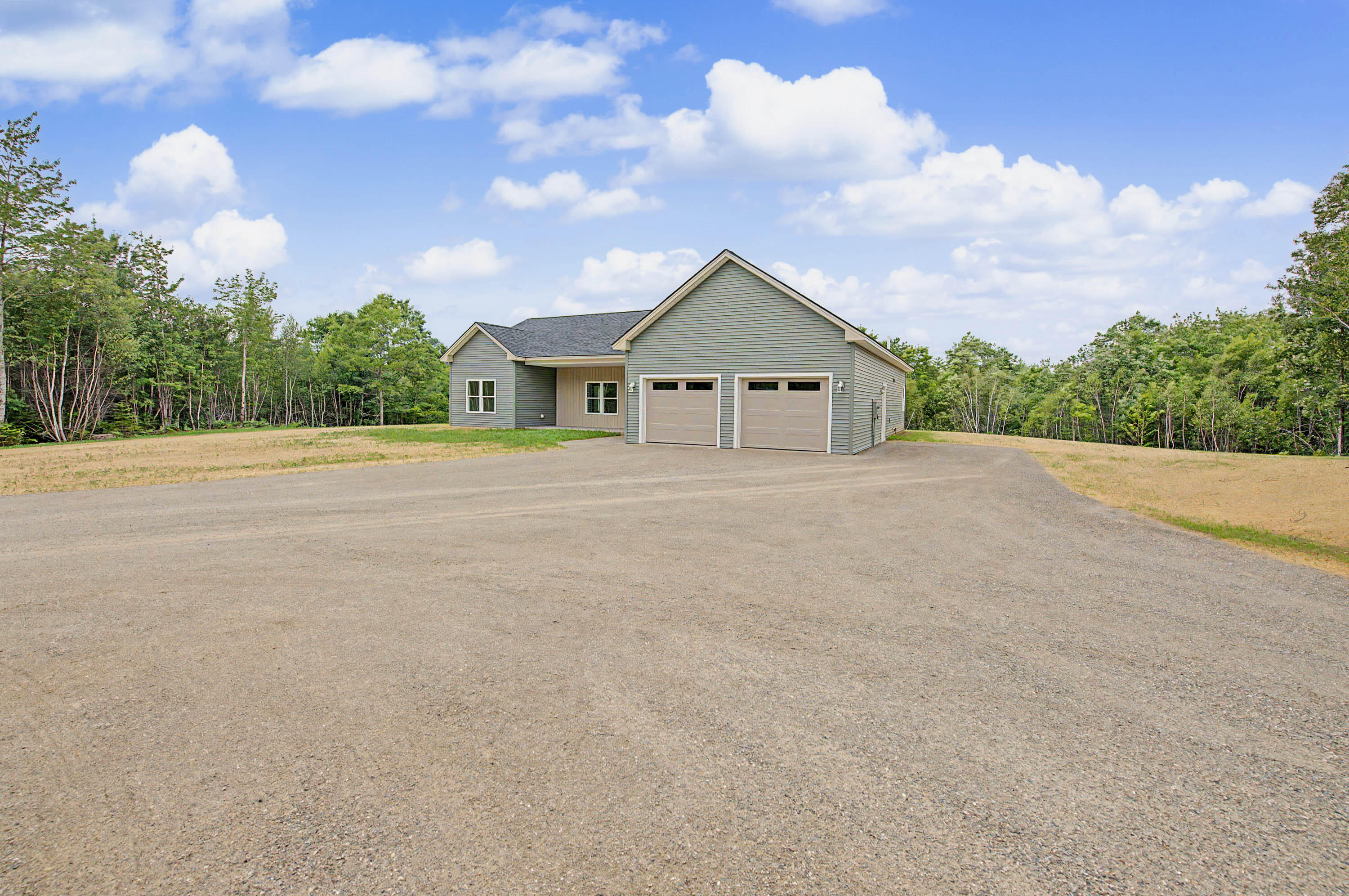 18 Rockwood Estates Property Photo 6