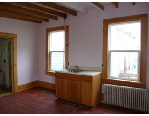 3 Willow Street Property Photo 4