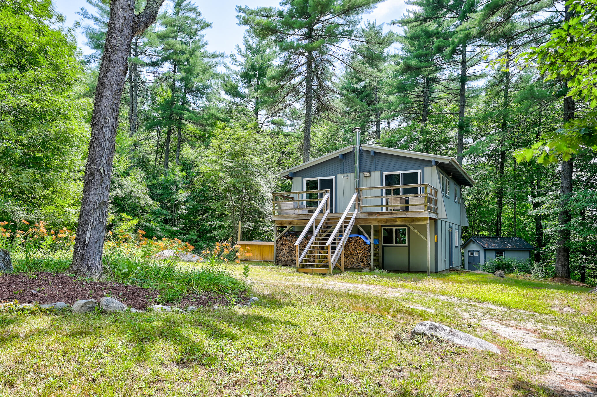 11 Keene Lane Property Photo 32