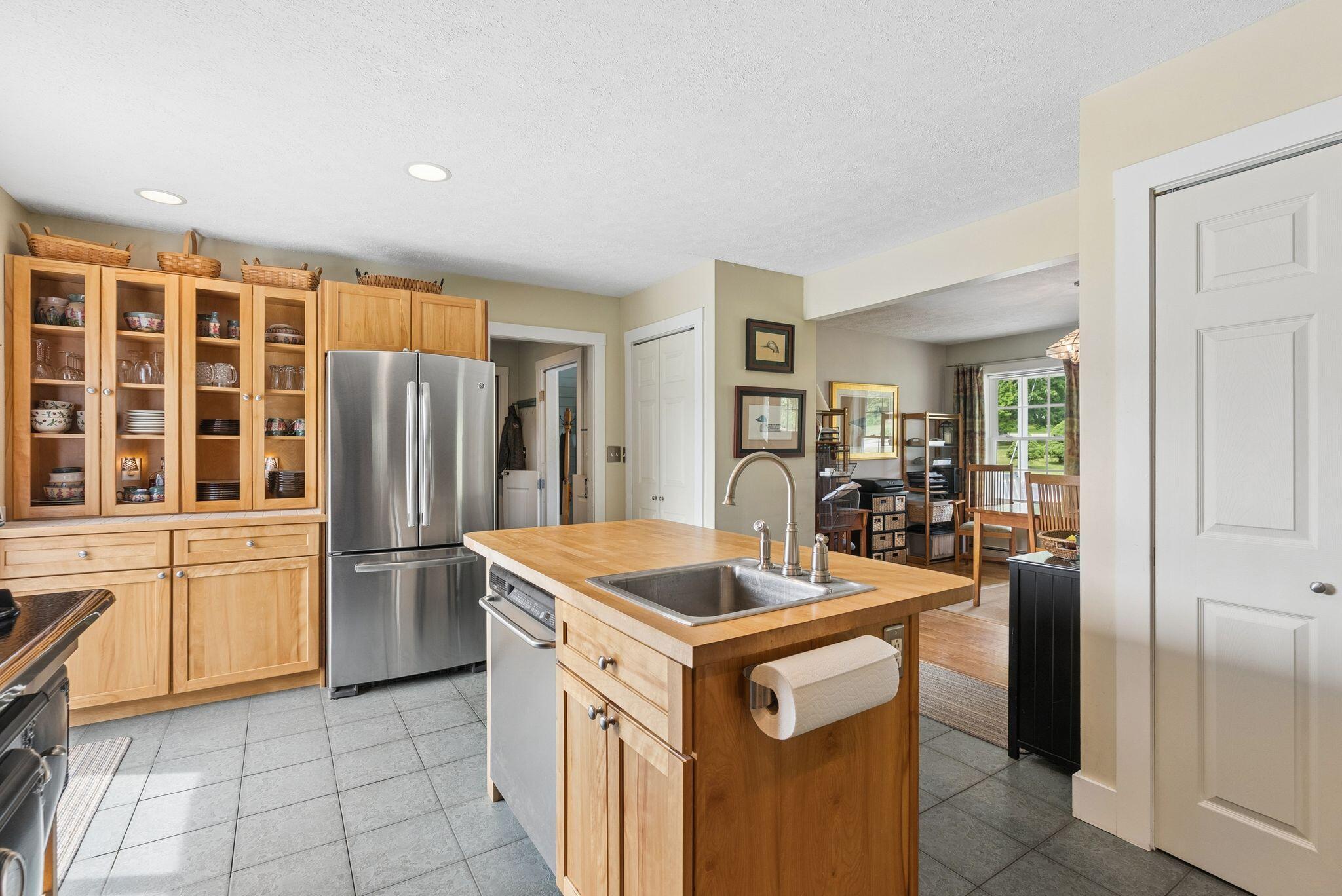 13 Saint Tekakwitha Drive Property Photo 8