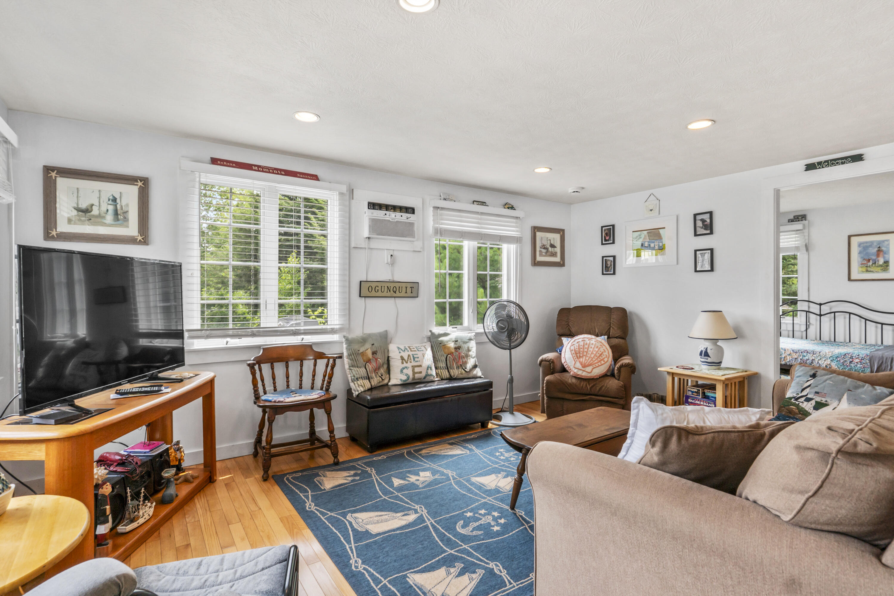 17 Eastwind Lane . Property Photo 5