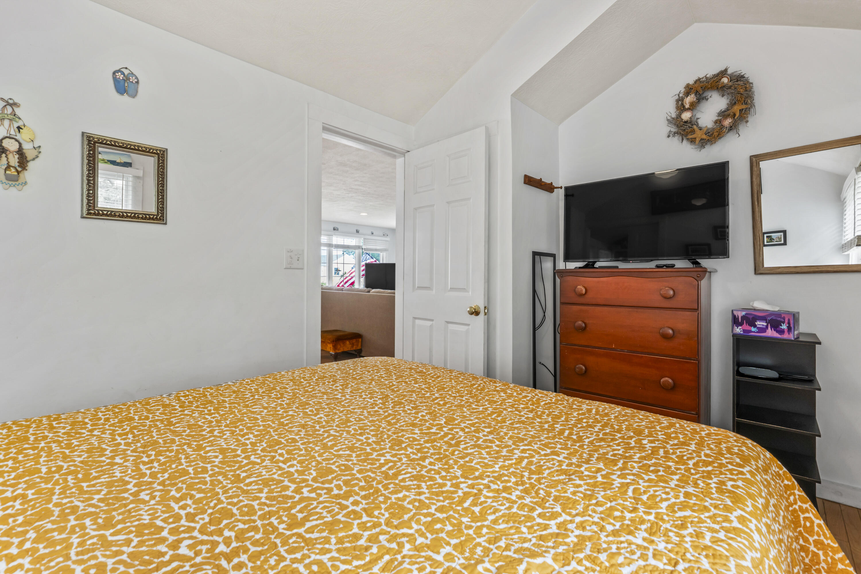 17 Eastwind Lane . Property Photo 8