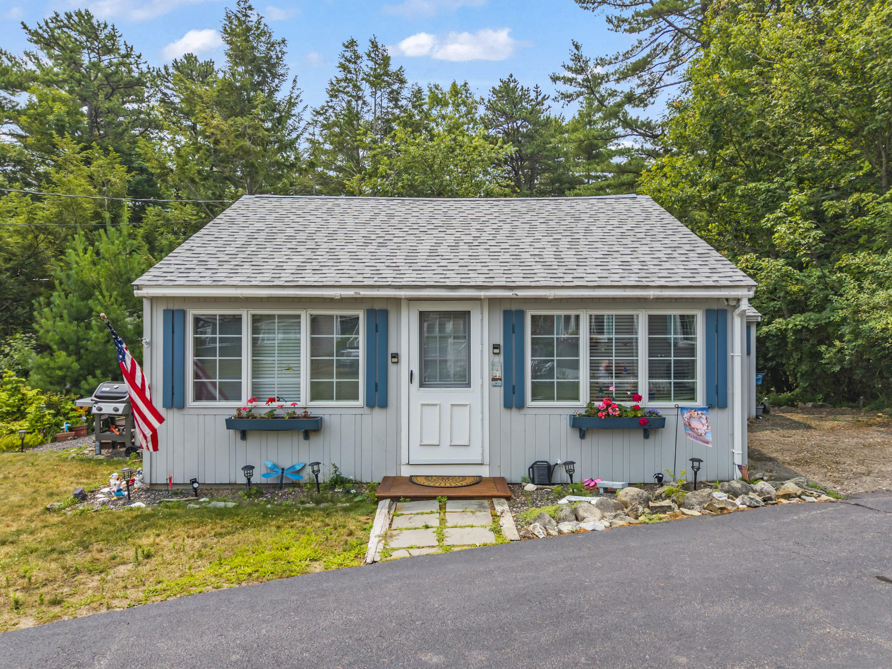 17 Eastwind Lane . Property Photo 16