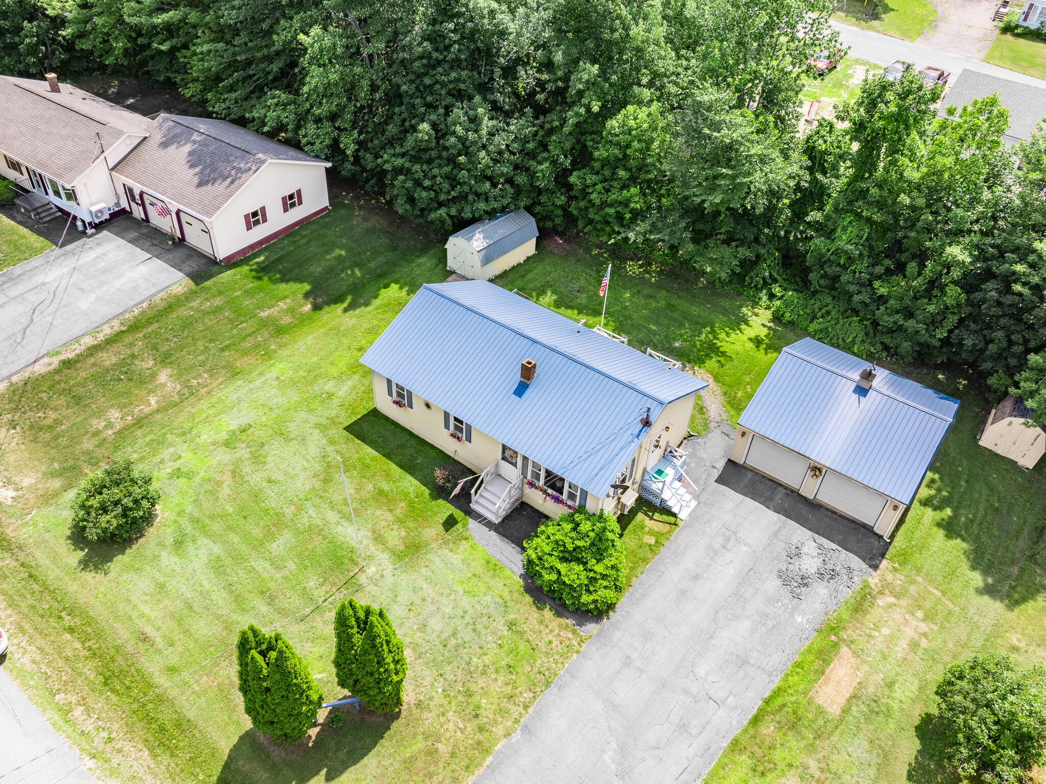 9 Tibbetts Drive Property Photo 6