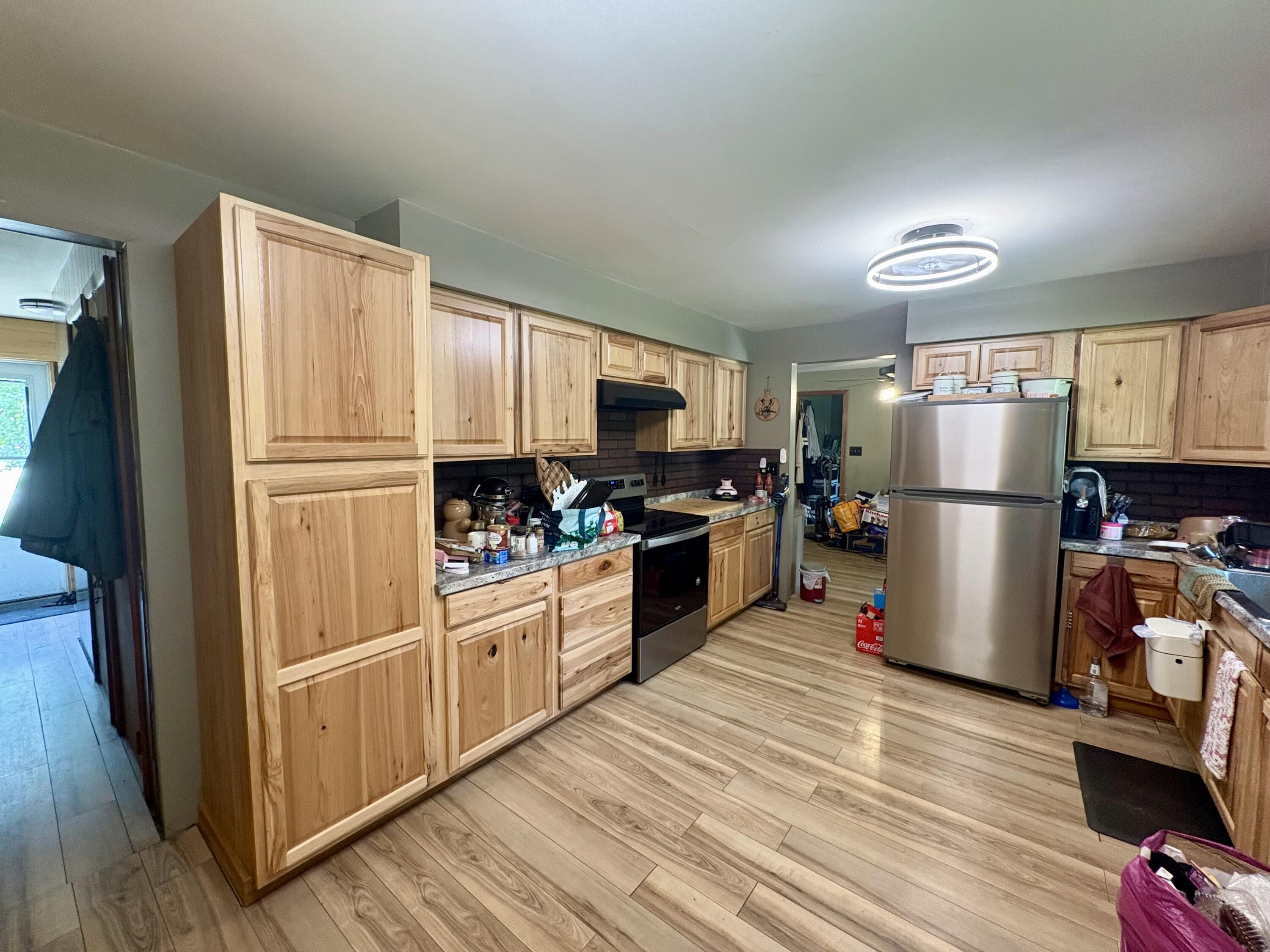 219 River Road Property Photo 8