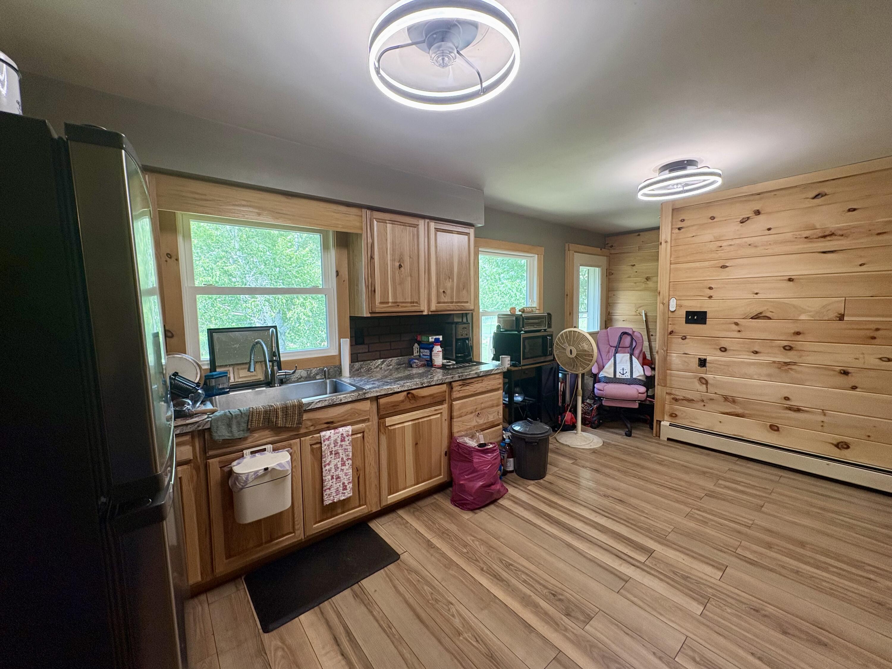 219 River Road Property Photo 11