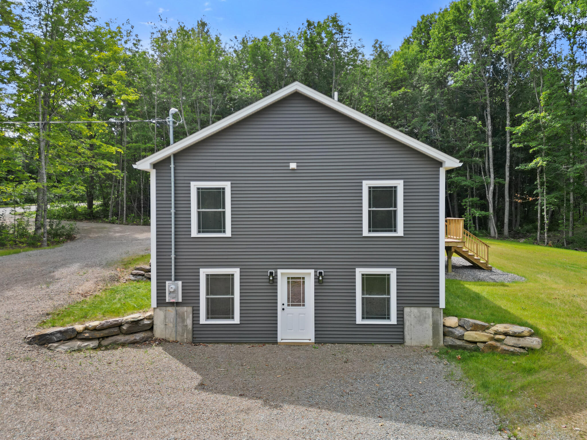 516 Barker Road Property Photo 5