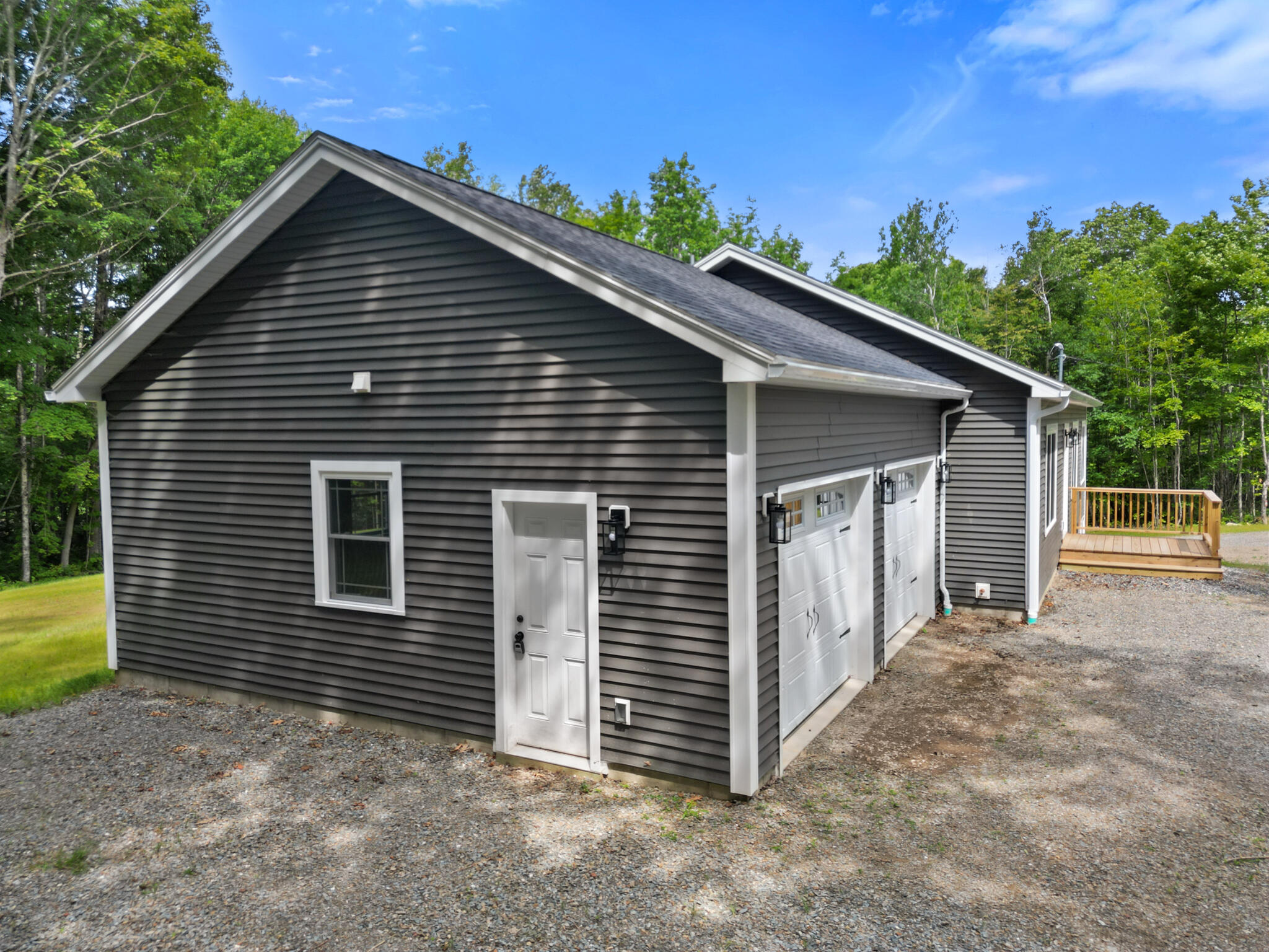 516 Barker Road Property Photo 7