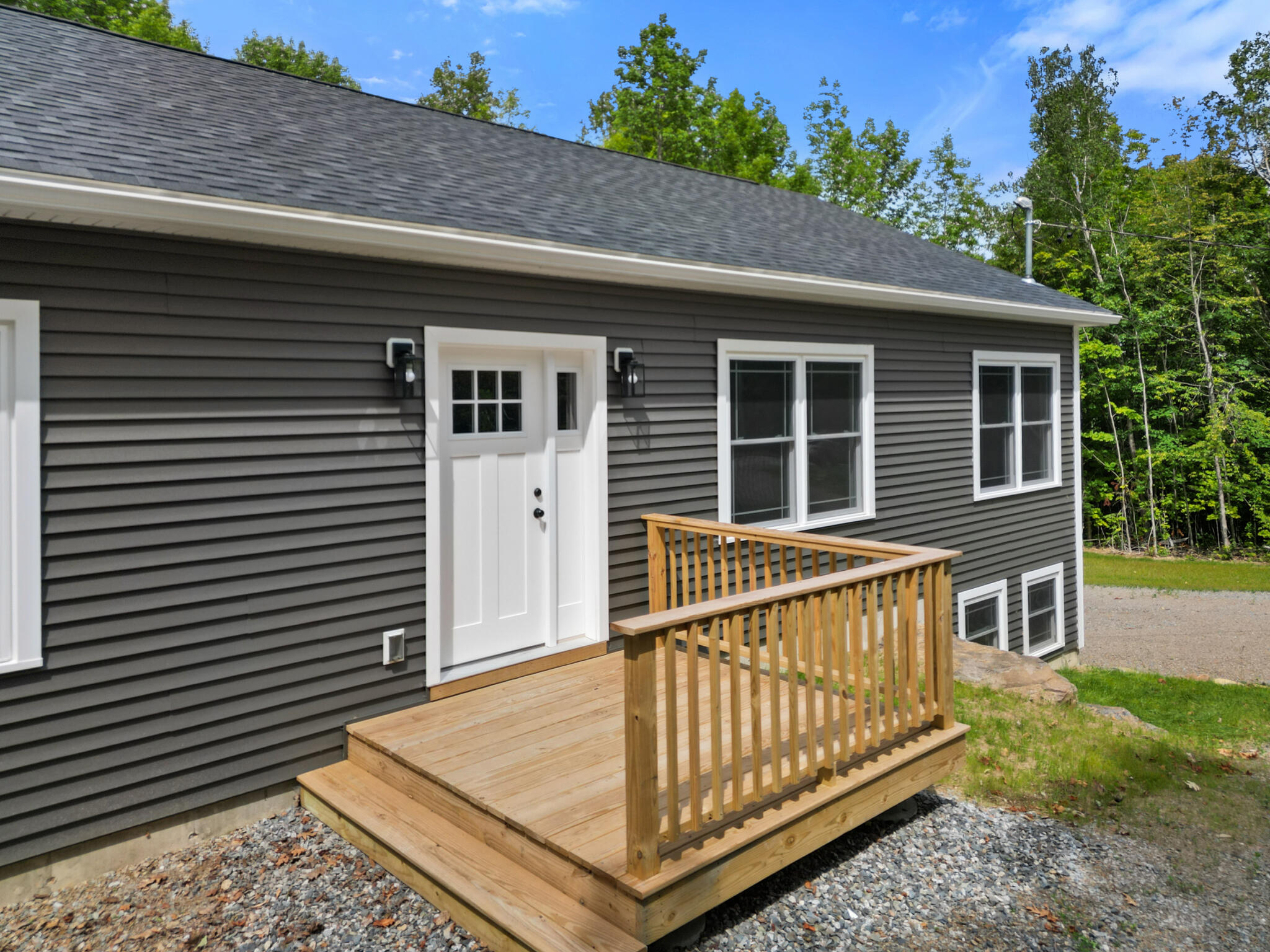 516 Barker Road Property Photo 8