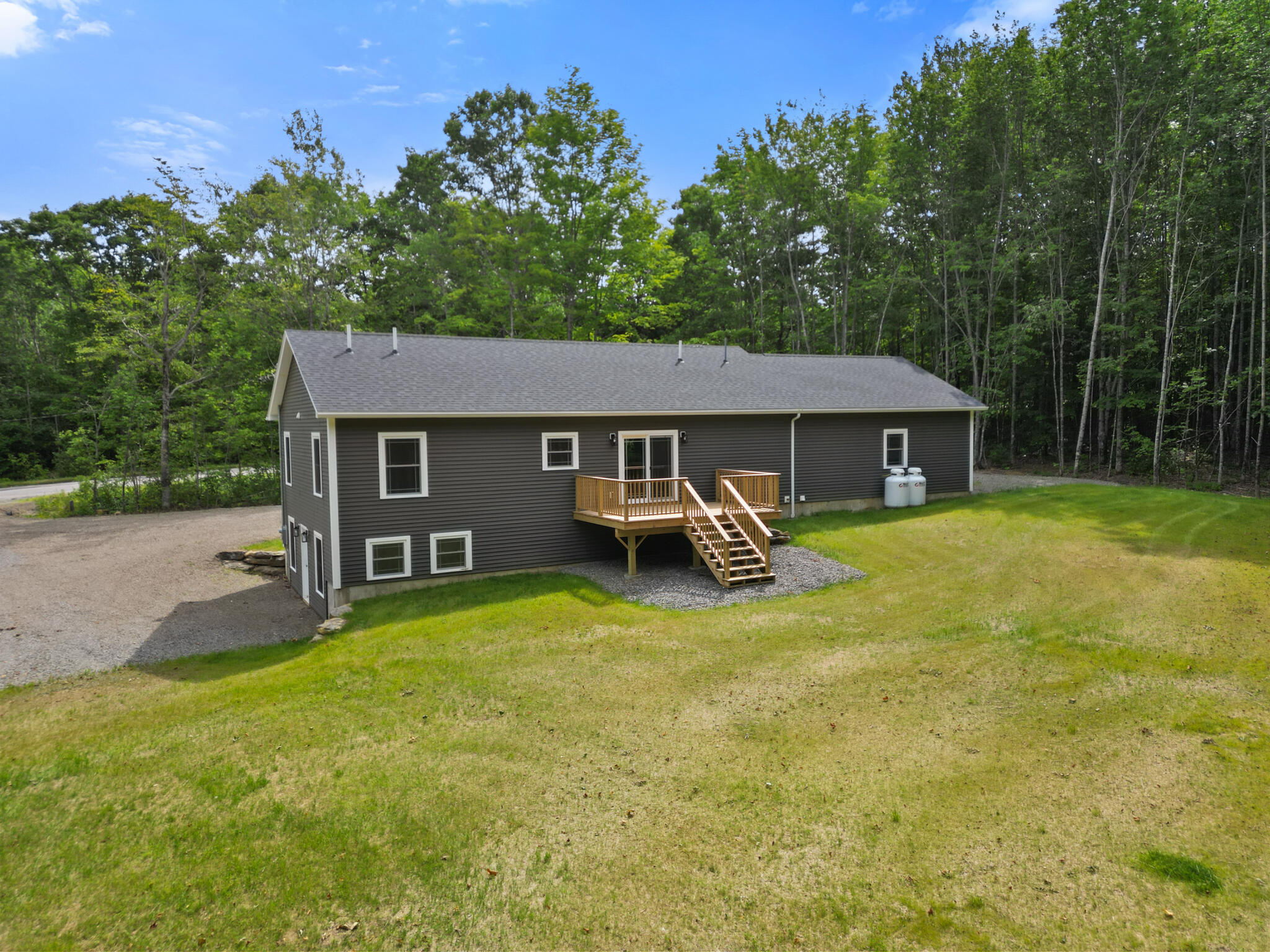 516 Barker Road Property Photo 9