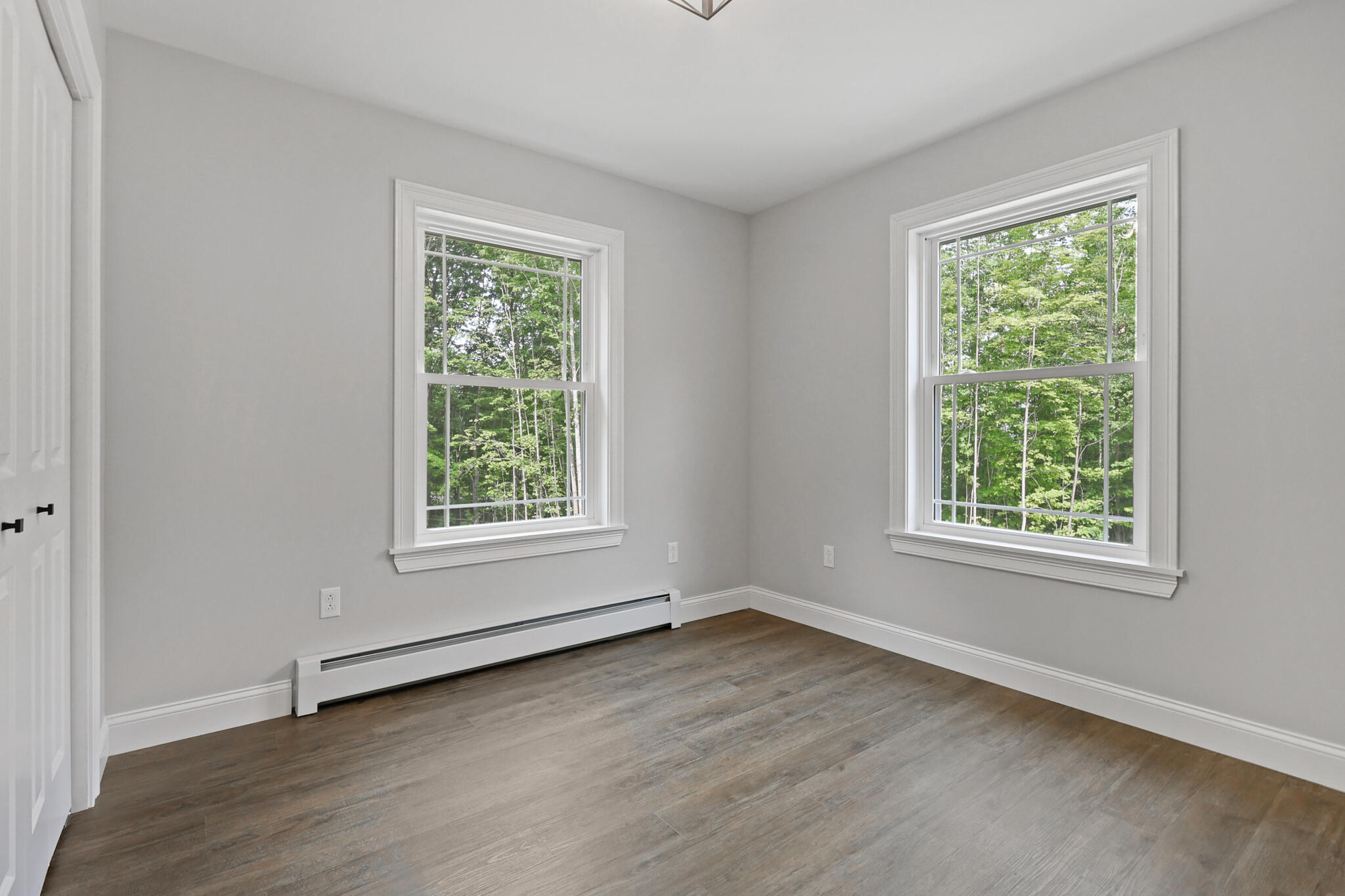 516 Barker Road Property Photo 32