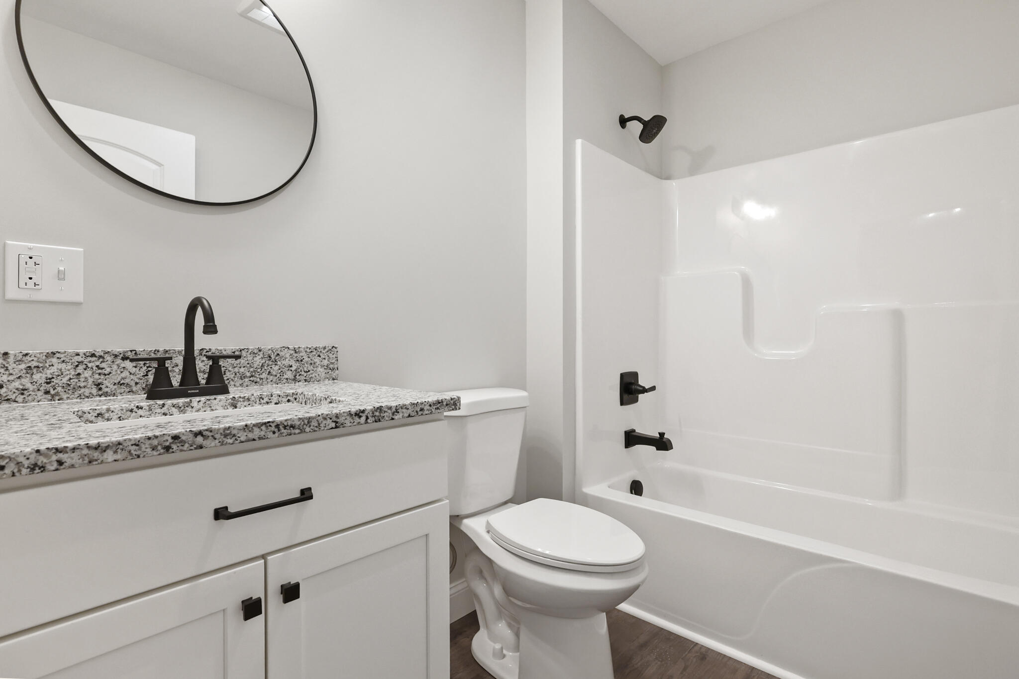 516 Barker Road Property Photo 38