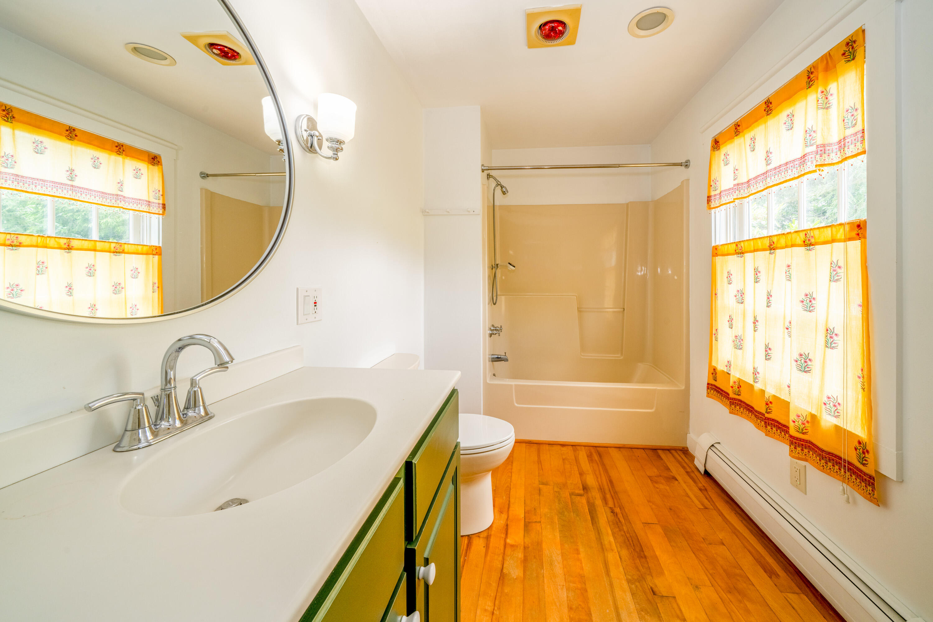 101 Middle Street Property Photo 14