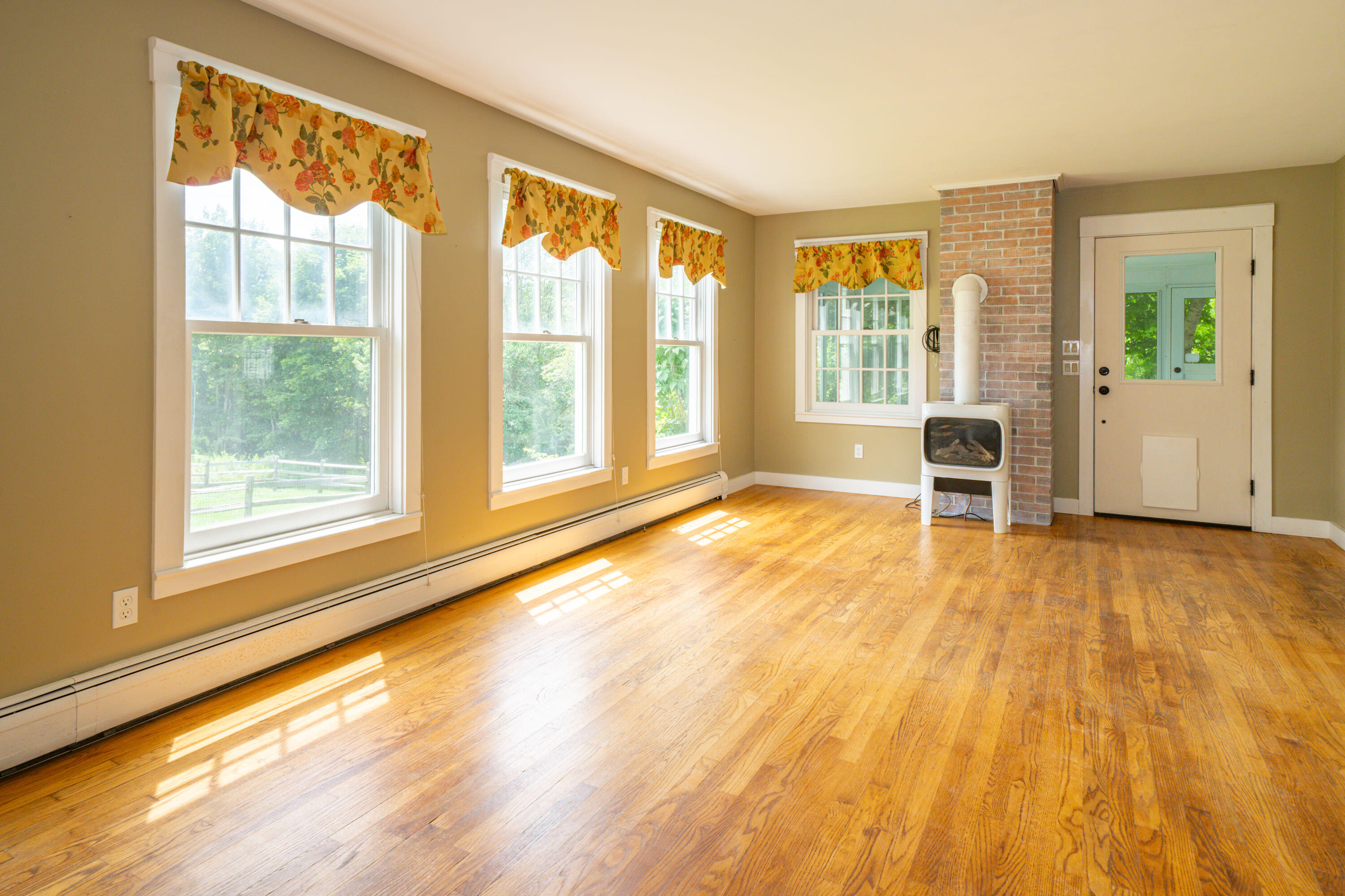 101 Middle Street Property Photo 18