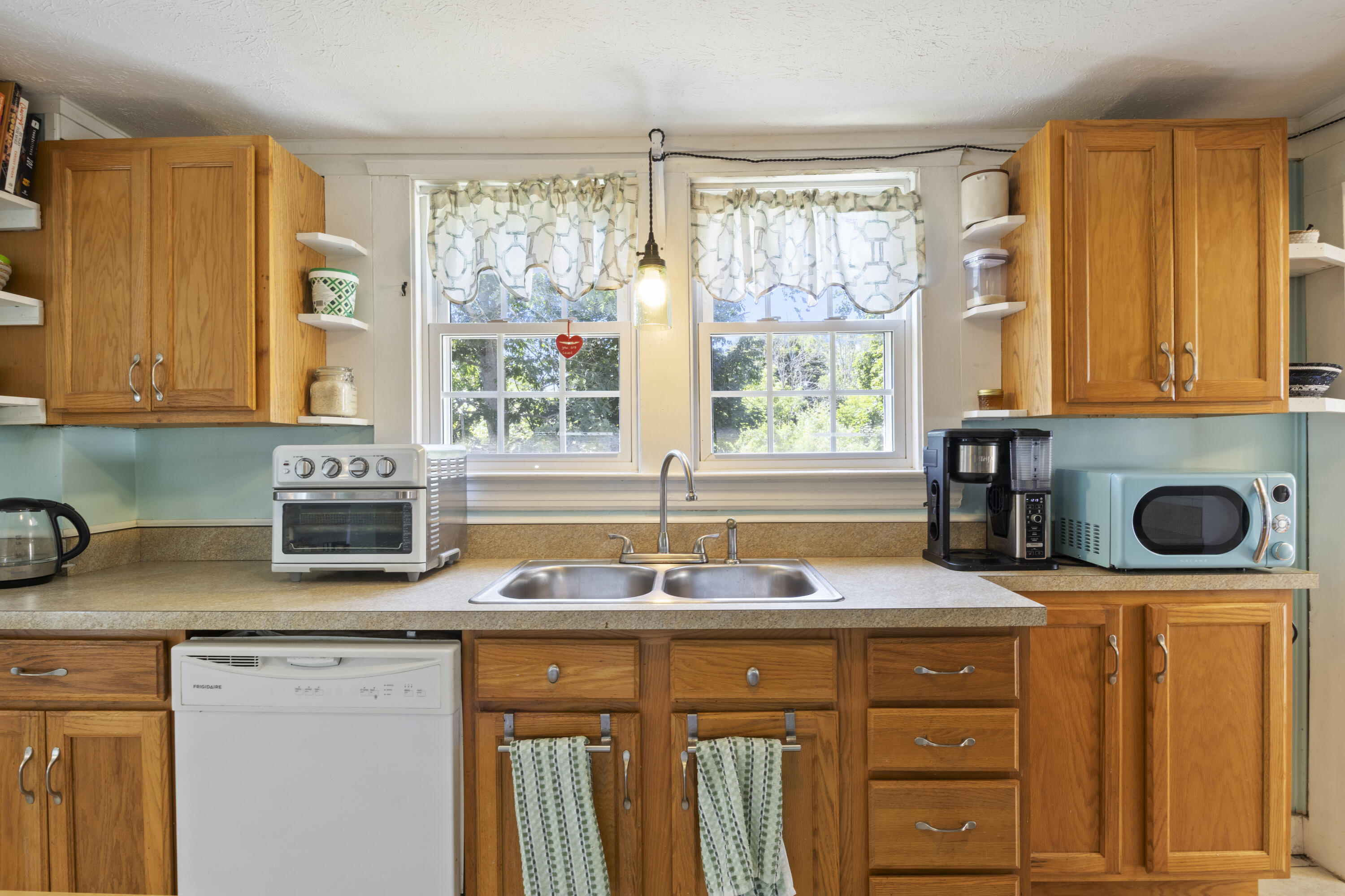 51 Anderson Avenue Property Photo 6